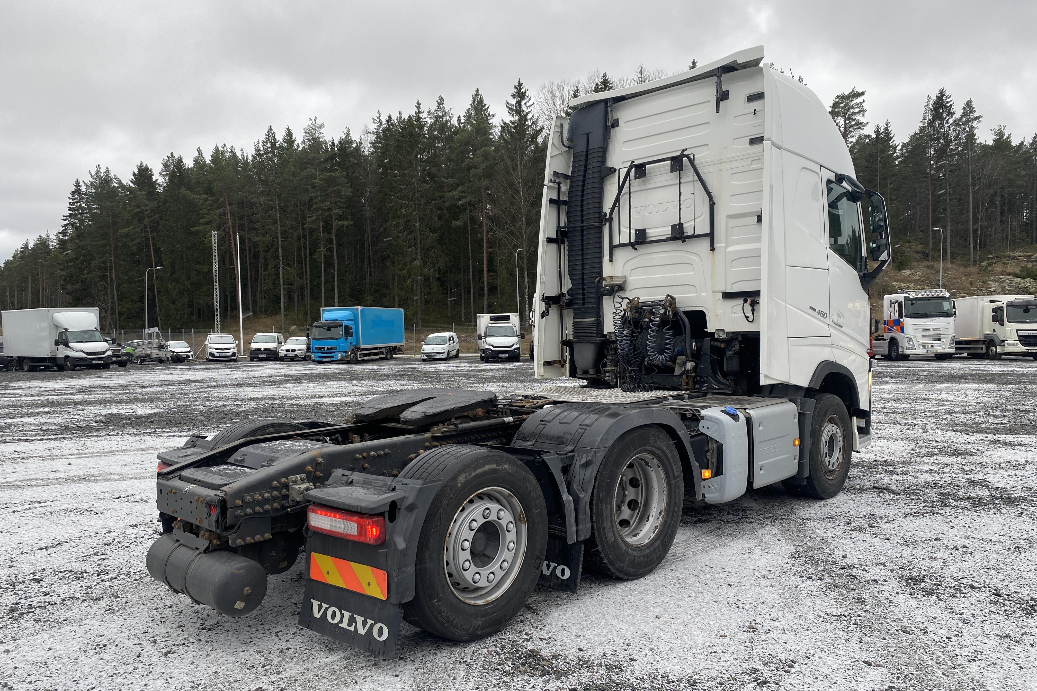 VOLVO FH460 - 400 587 km - Automatyczna - biały - 2017