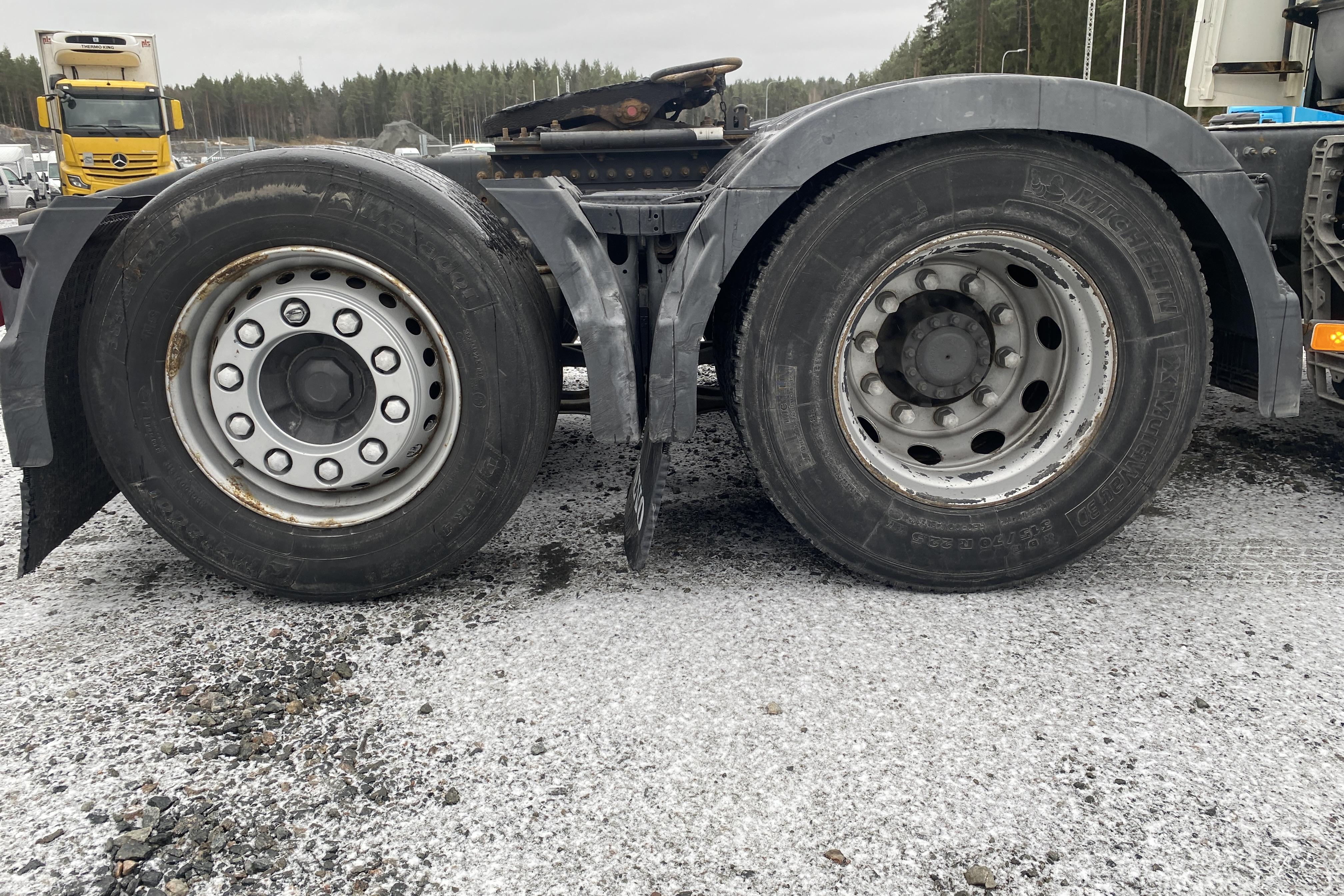 VOLVO FH460 - 400 587 km - Automatyczna - biały - 2017