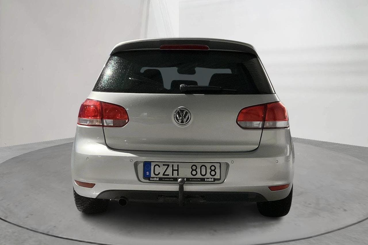 VW Golf VI 1.6 TDI BlueMotion Technology 5dr (105hk) - 160 470 km - Käsitsi - hõbe - 2011