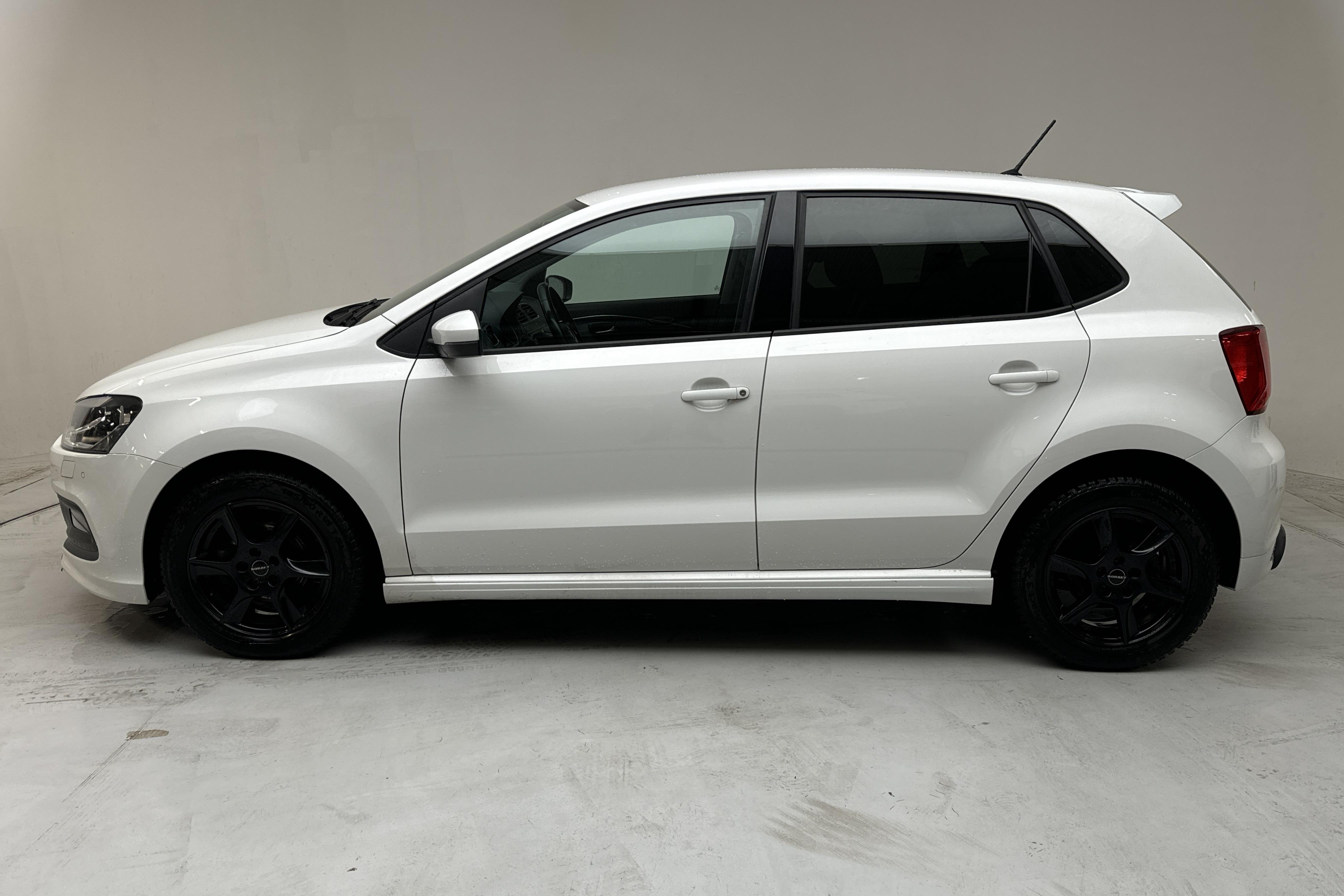 VW Polo 1.2 TSI 5dr (90hk) - 88 120 km - Automatic - white - 2017