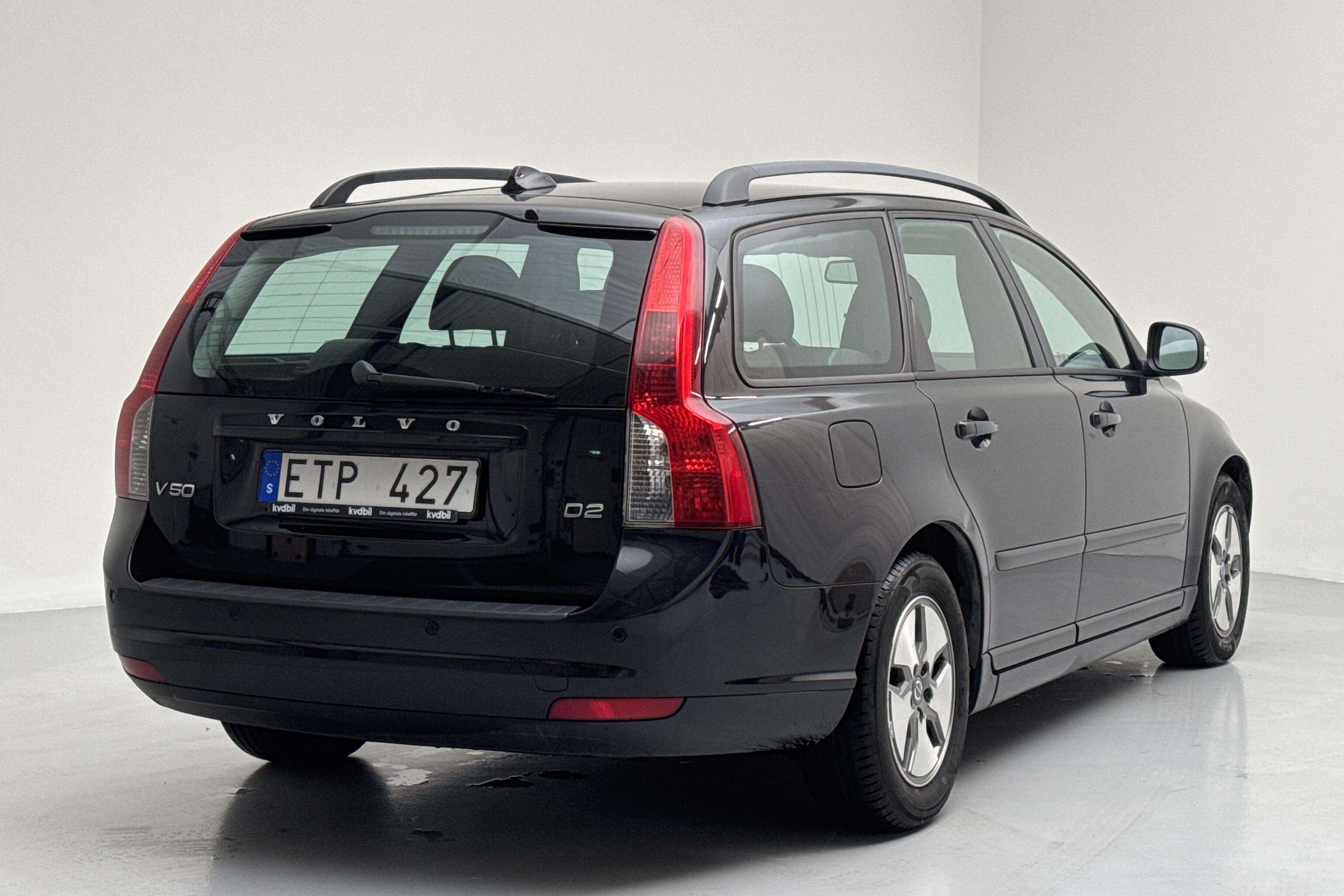 Volvo V50 D2 (115hk) - 18 134 mil - Manuell - svart - 2011