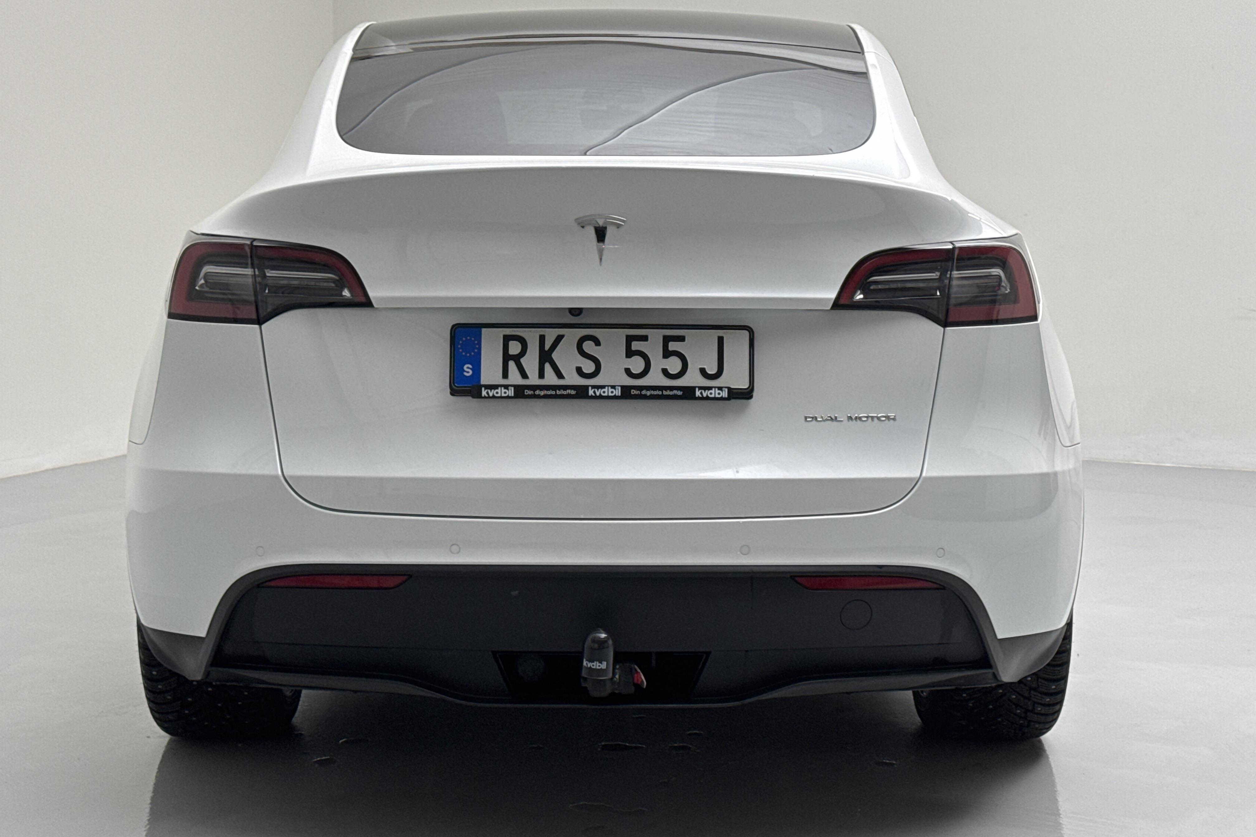 Tesla Model Y Long Range Dual Motor AWD - 60 980 km - Automatic - white - 2022