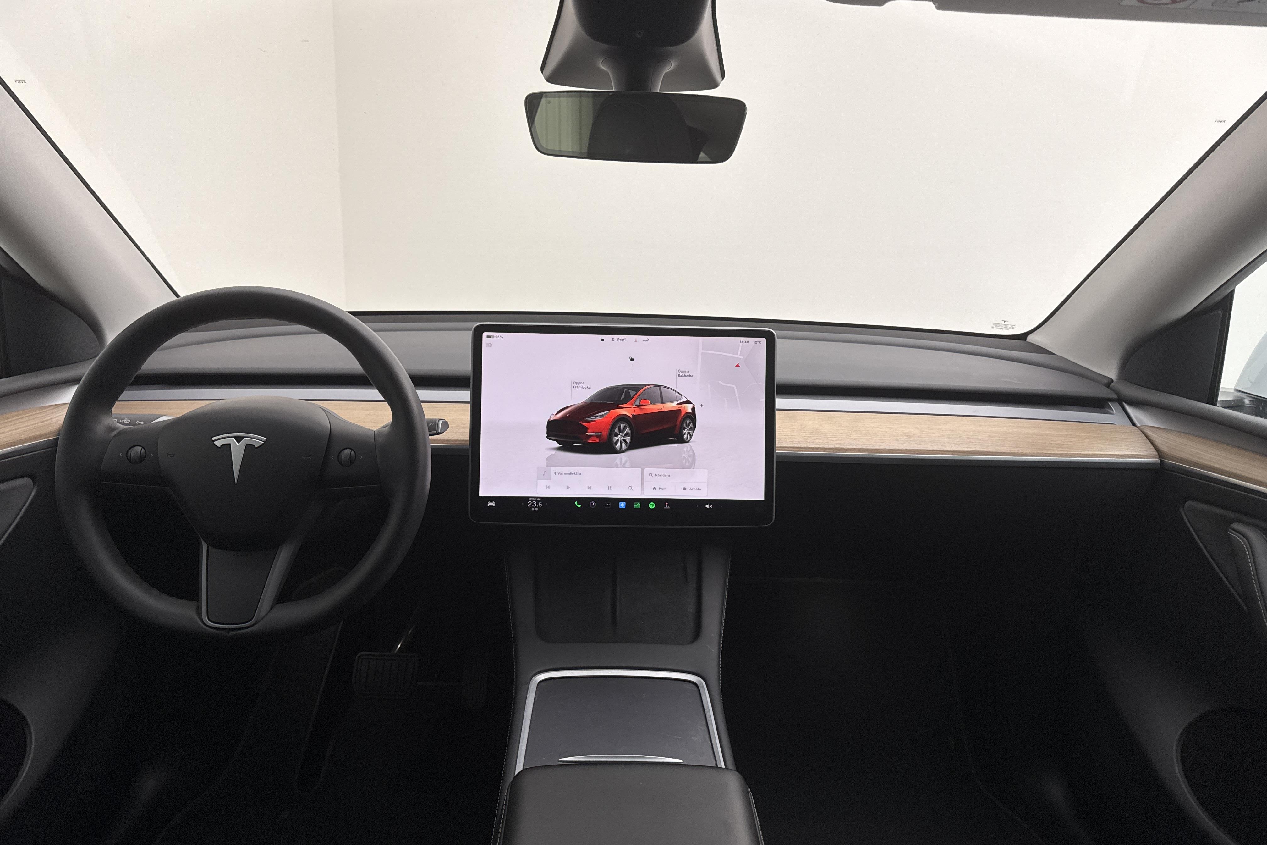 Tesla Model Y Long Range Dual Motor AWD - 60 980 km - Automatic - white - 2022