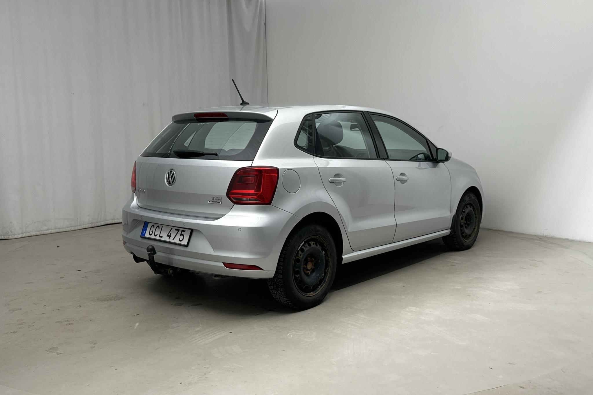 VW Polo 1.2 TSI 5dr (90hk) - 96 360 km - Automaattinen - hopea - 2015