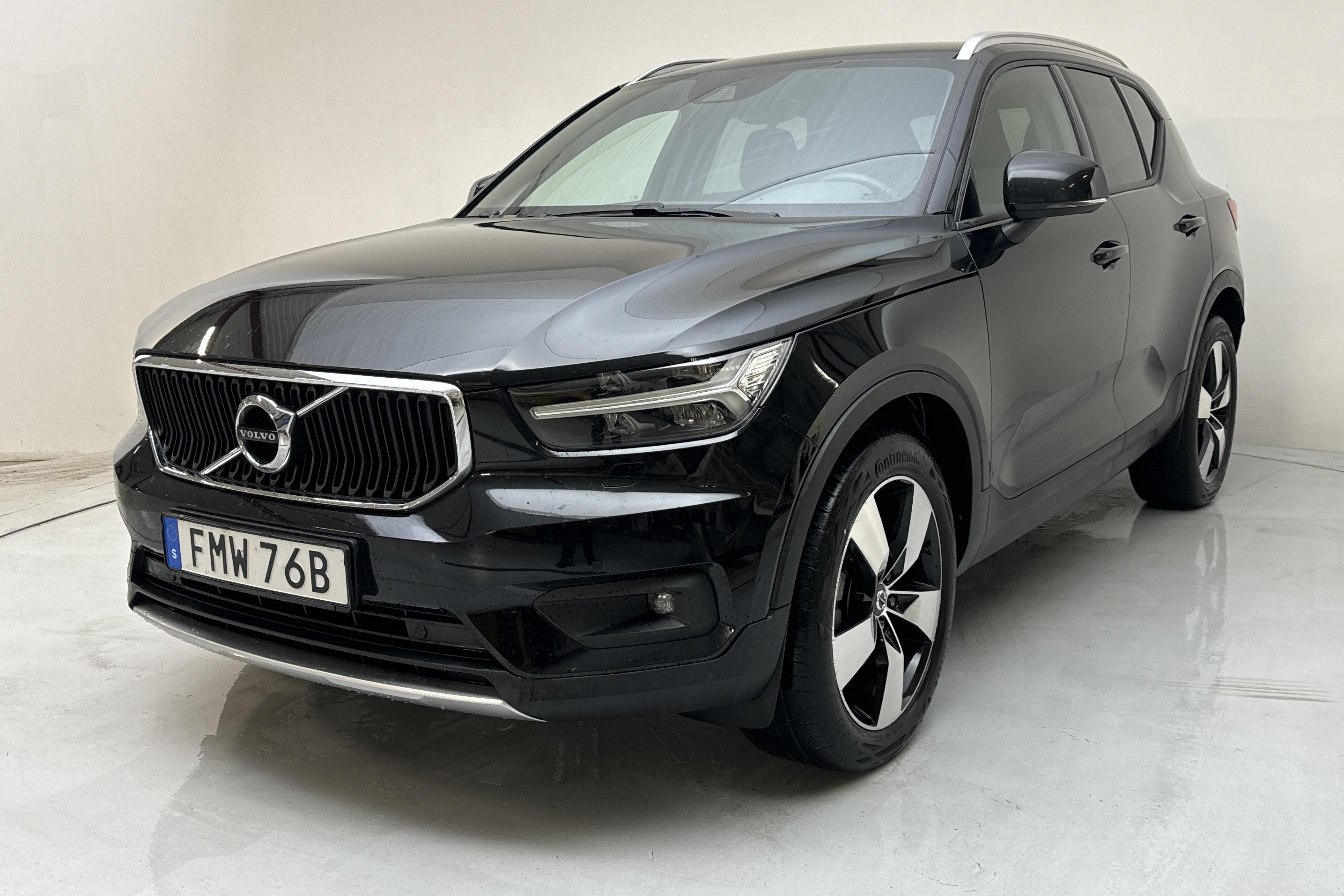 Volvo XC40 B4 2WD (197hk) - 72 620 km - Automatic - black - 2021