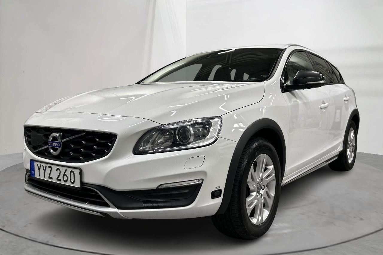 Volvo V60 D3 Cross Country (150hk) - 132 640 km - Automaattinen - valkoinen - 2018