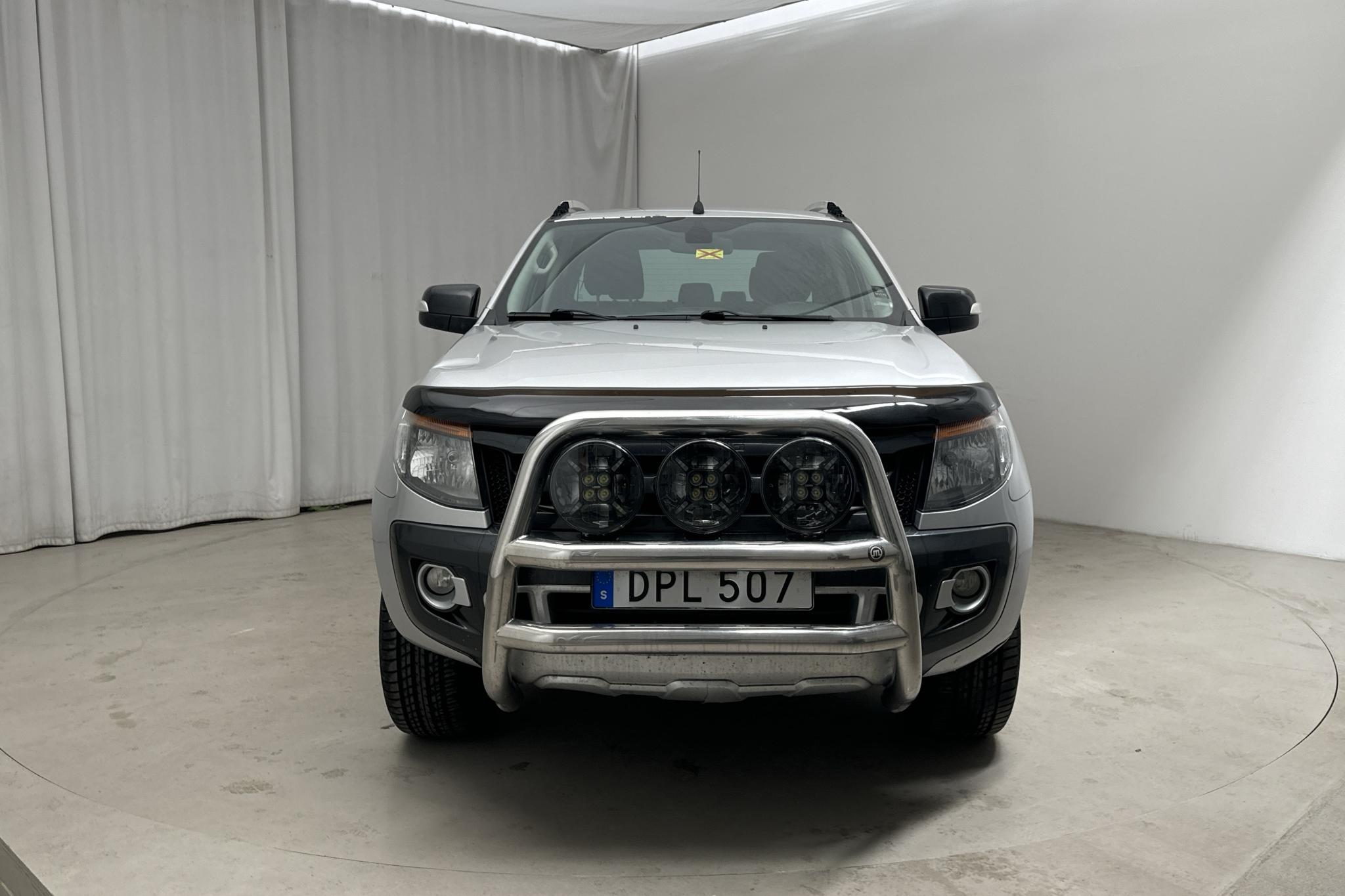 Ford Ranger 3.2 TDCi 4WD (200hk) - 182 750 km - Manualna - szary - 2014