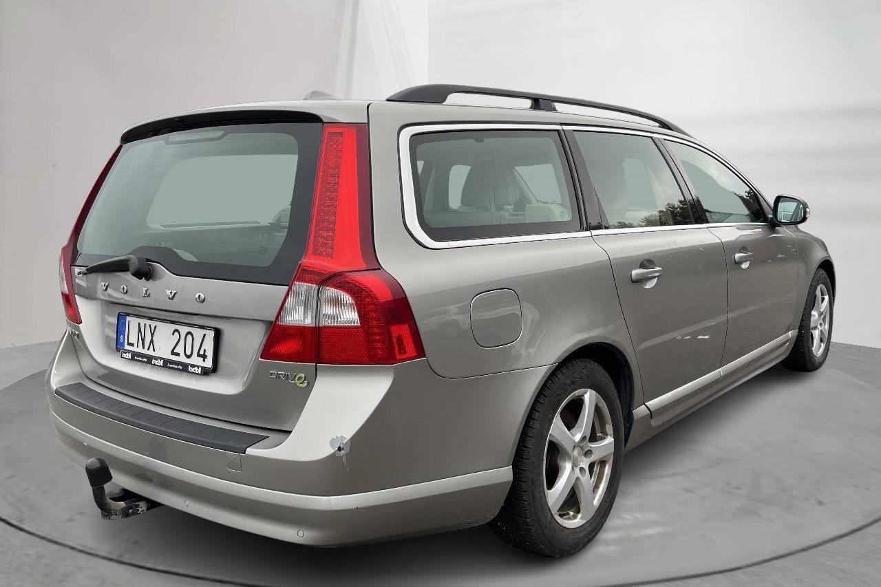 Volvo V70 II 1.6D DRIVe (109hk) - 26 757 mil - Manuell - Light Brown - 2011