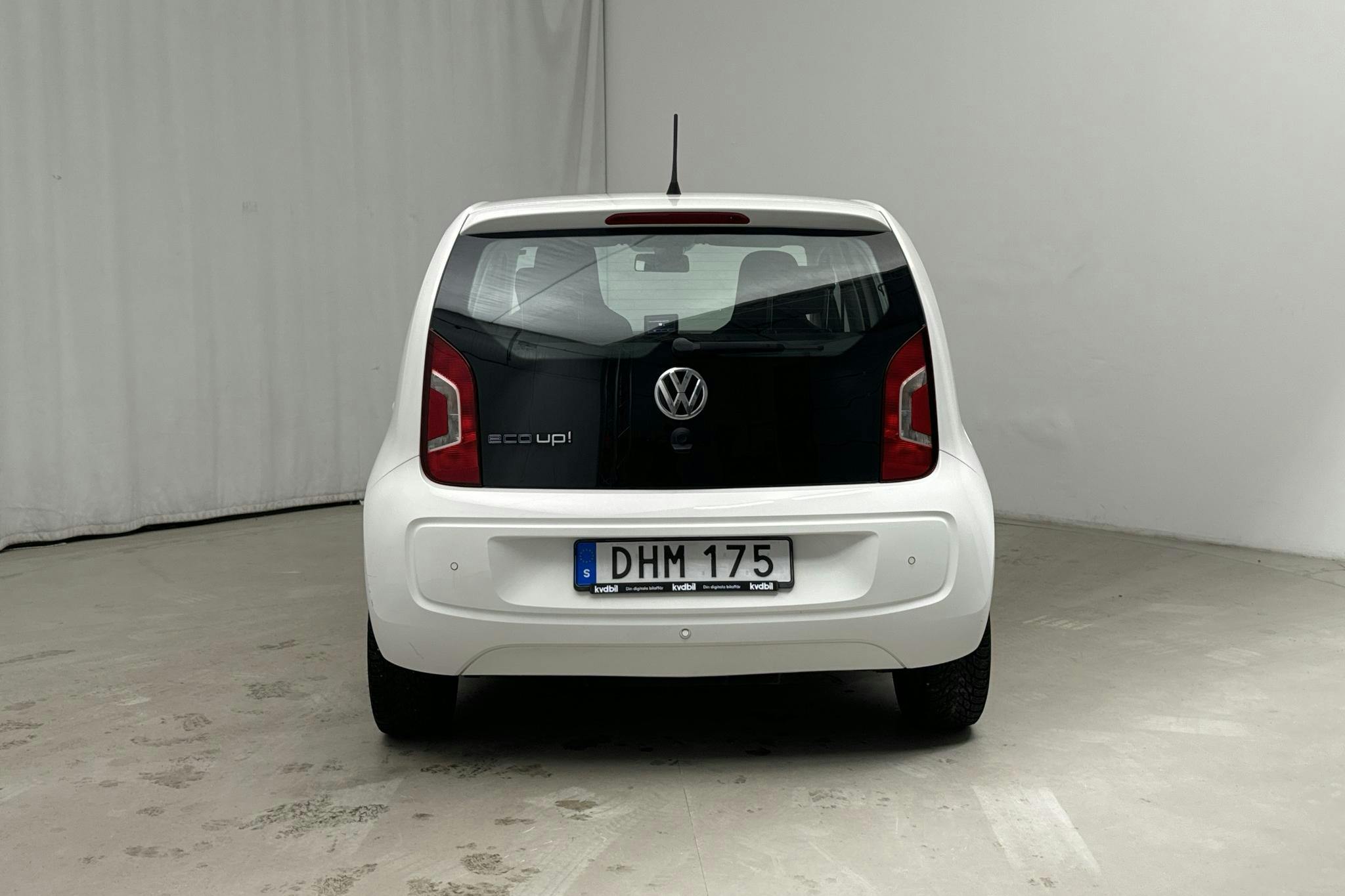 VW up! 1.0 5dr CNG (68hk) - 4 165 mil - Manuell - vit - 2014