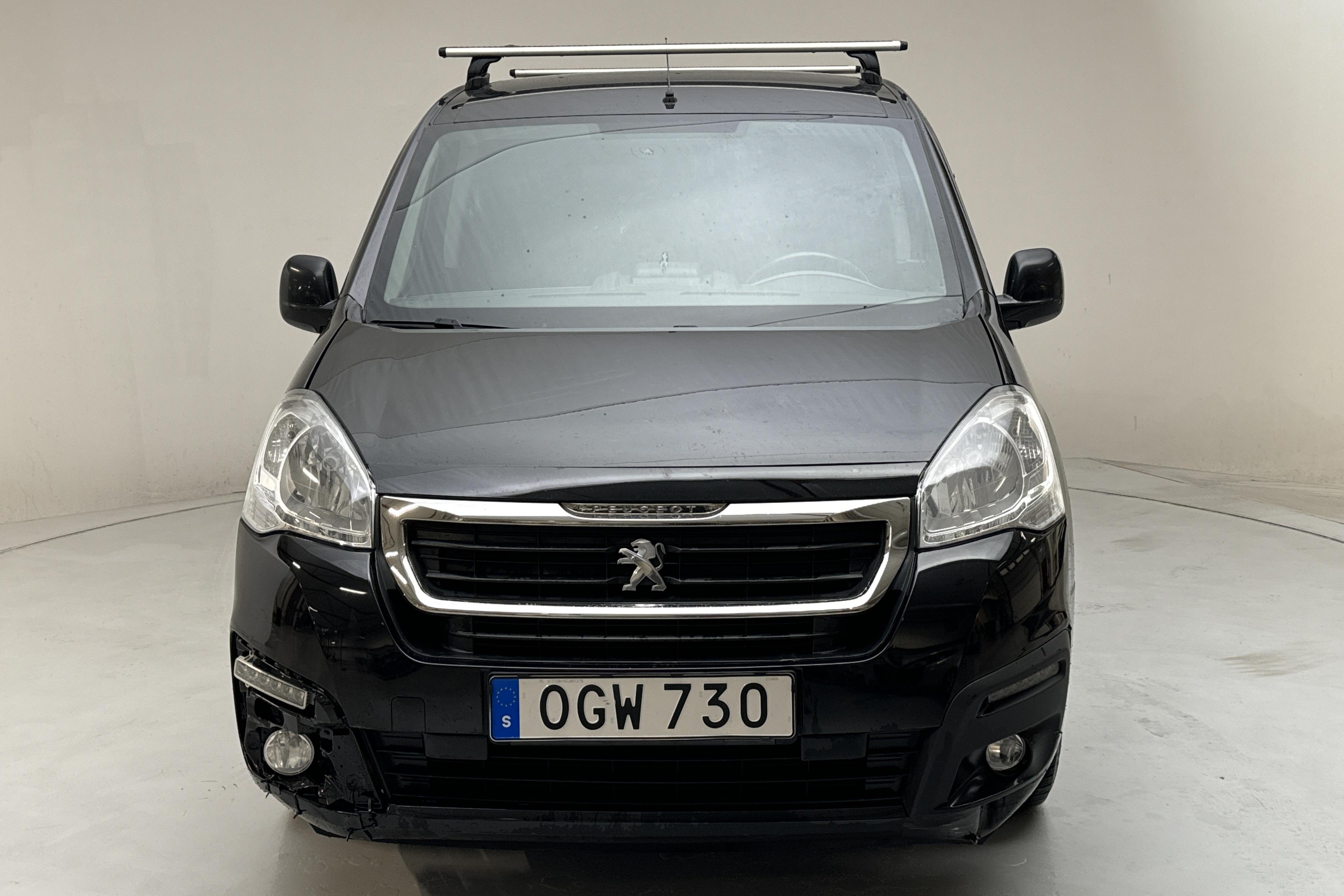 Peugeot Partner 1.6 BlueHDI Skåp (100hk) - 106 840 km - Käsitsi - must - 2016