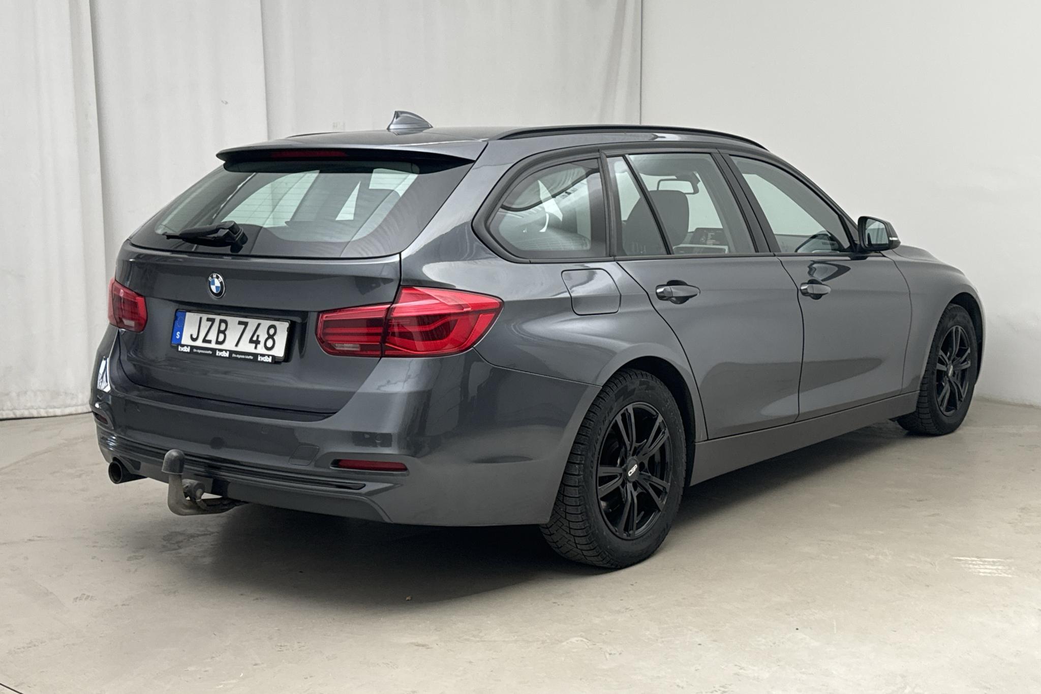 BMW 318d xDrive Touring, F31 (150hk) - 20 732 mil - Manuell - grå - 2016