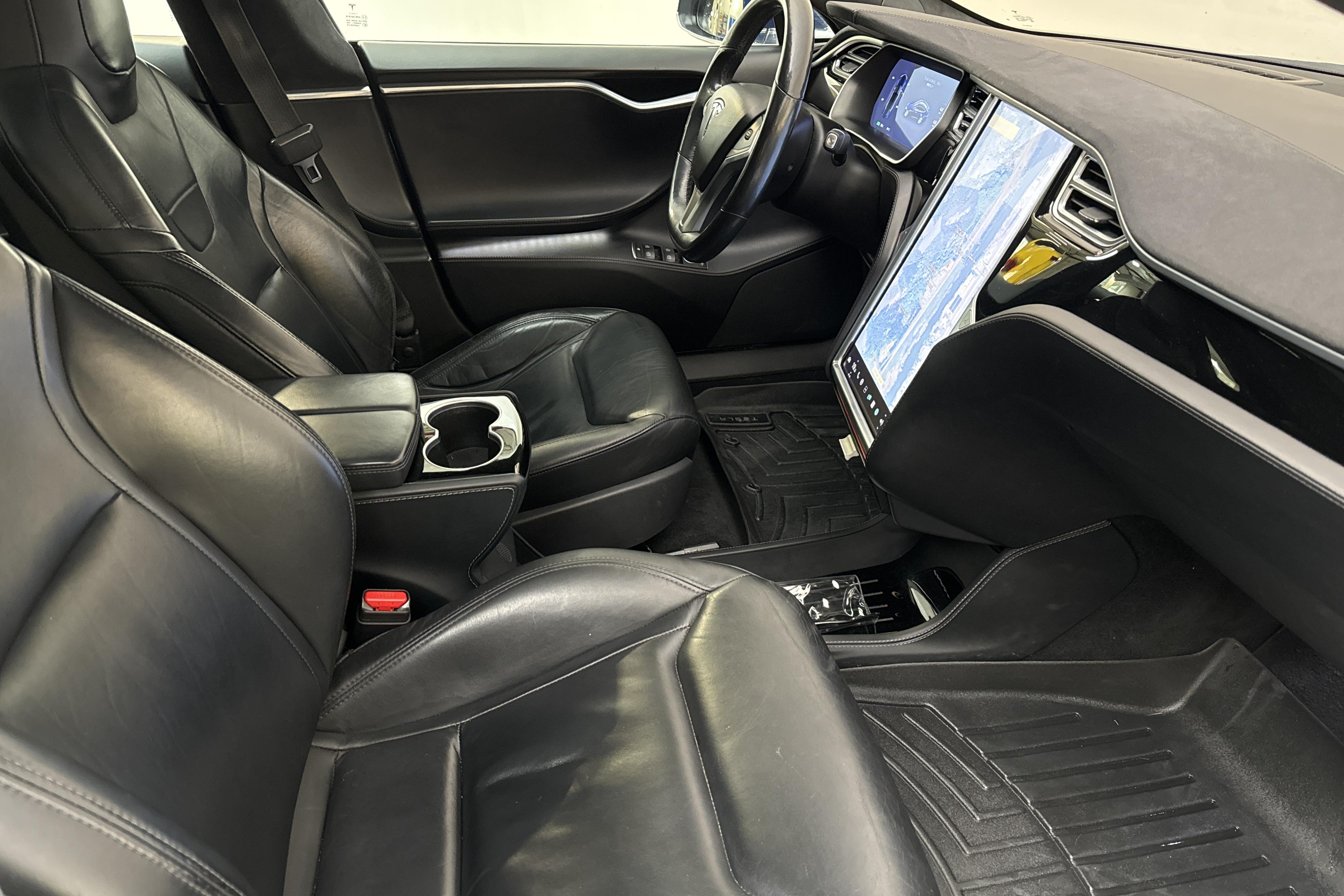 Tesla Model S 90D - 18 290 mil - Automat - blå - 2016