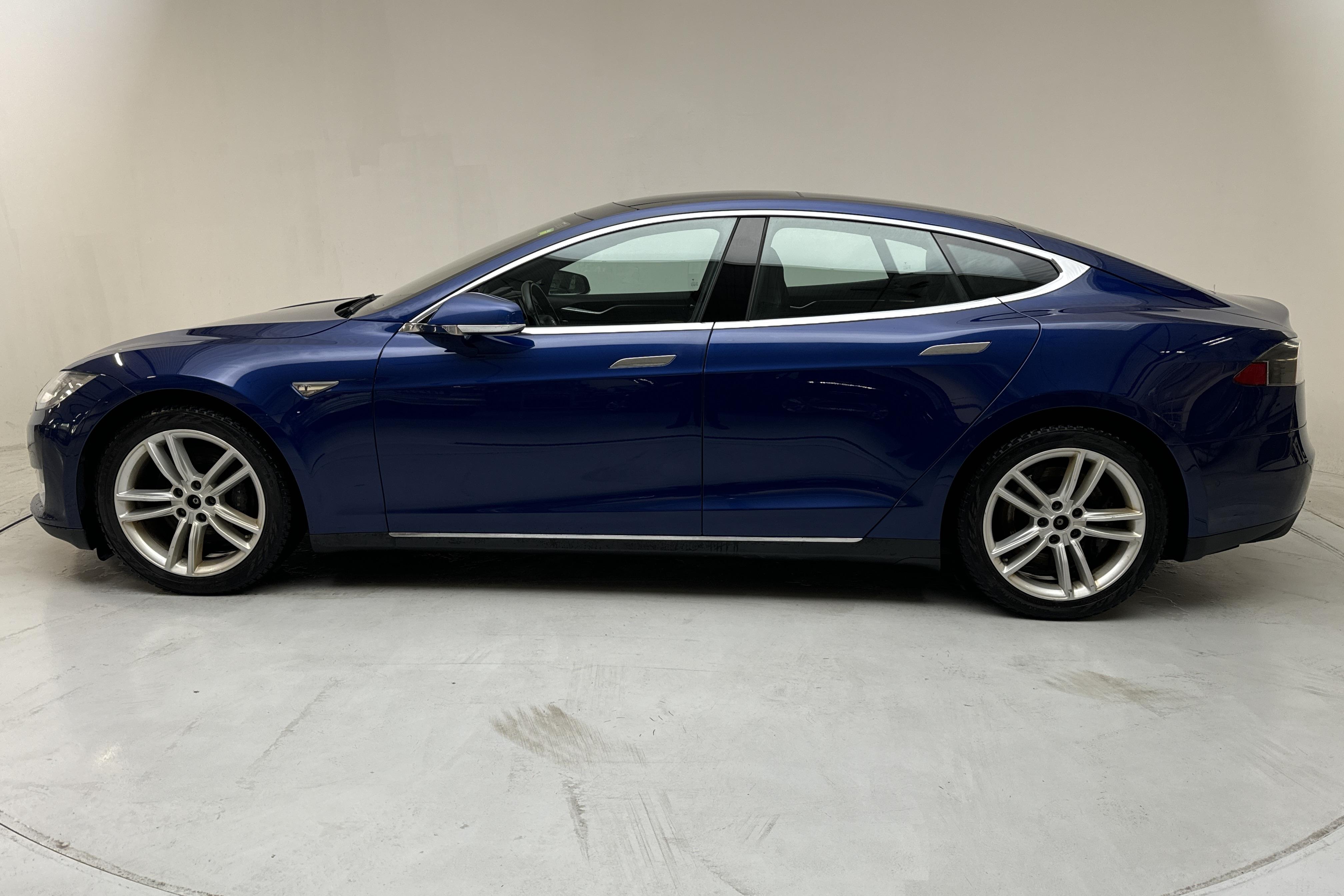 Tesla Model S 90D - 18 290 mil - Automat - blå - 2016