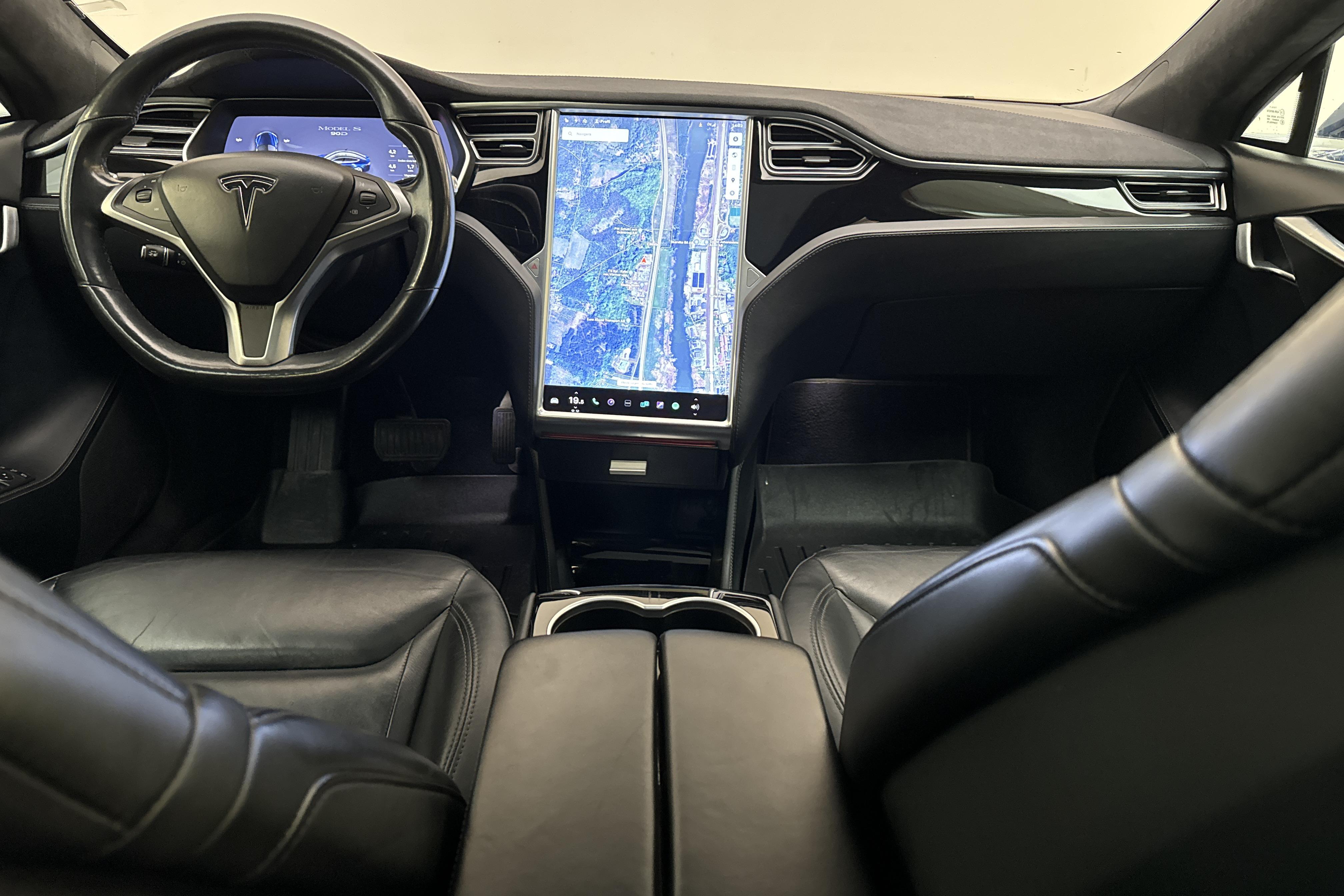 Tesla Model S 90D - 18 290 mil - Automat - blå - 2016