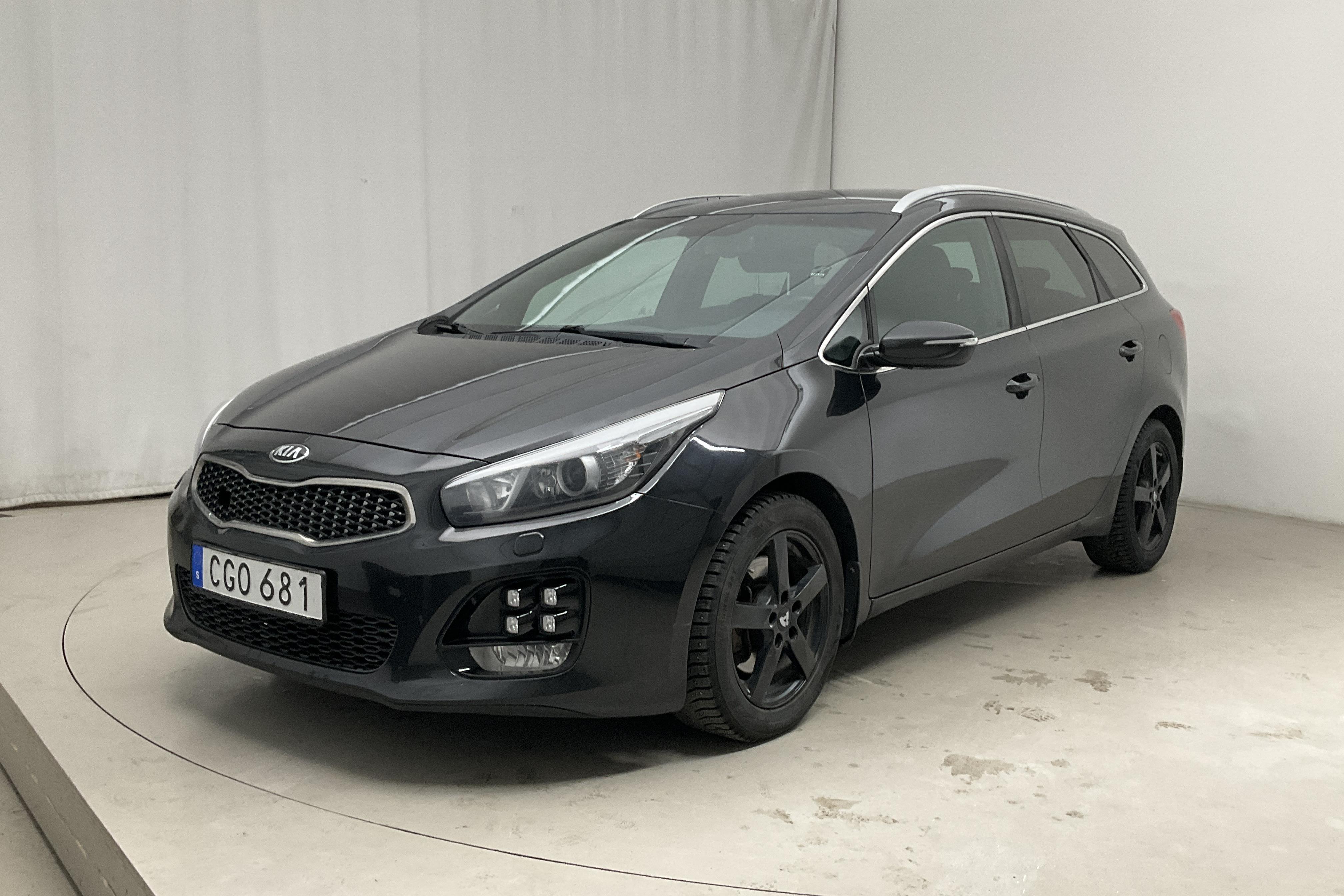 KIA Cee'd 1.6 SW (135hk) - 166 890 km - Manual - black - 2018