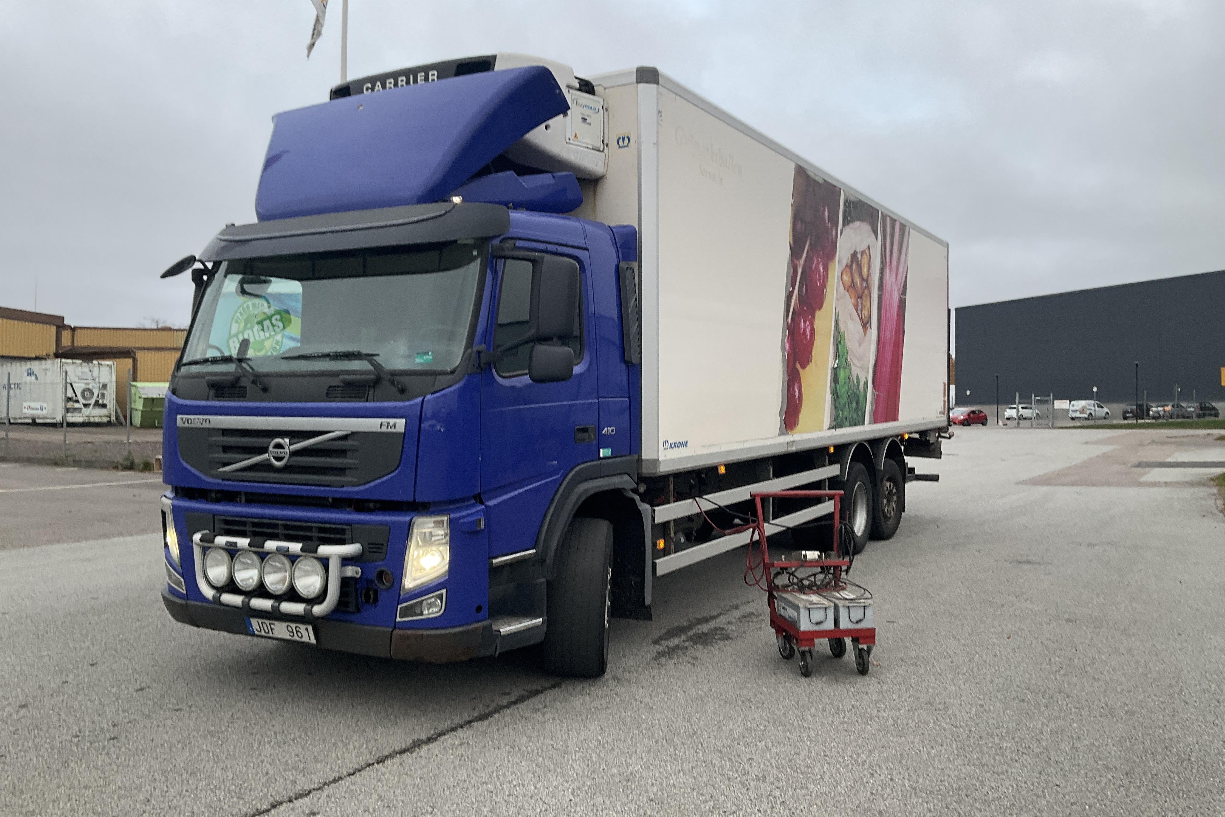 VOLVO FM 6*2 - 874 727 km - Automaatne - sinine - 2011