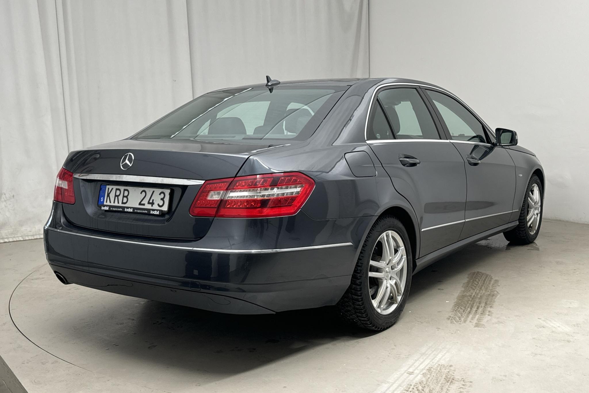 Mercedes E 200 W212 (184hk) - 138 150 km - Automatic - Dark Grey - 2010