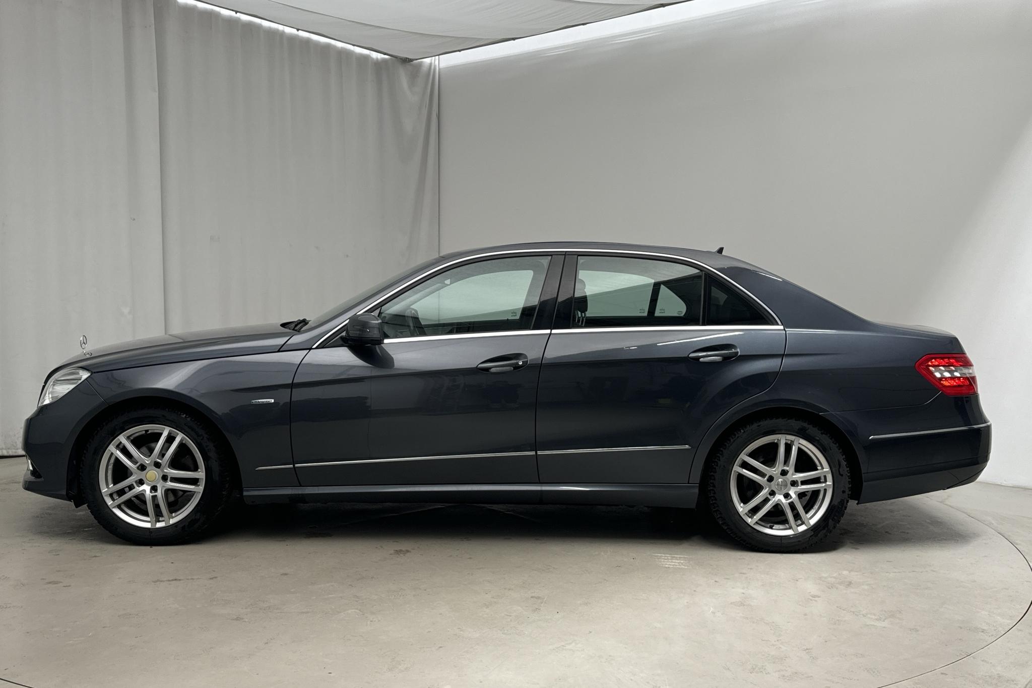 Mercedes E 200 W212 (184hk) - 138 150 km - Automatic - Dark Grey - 2010