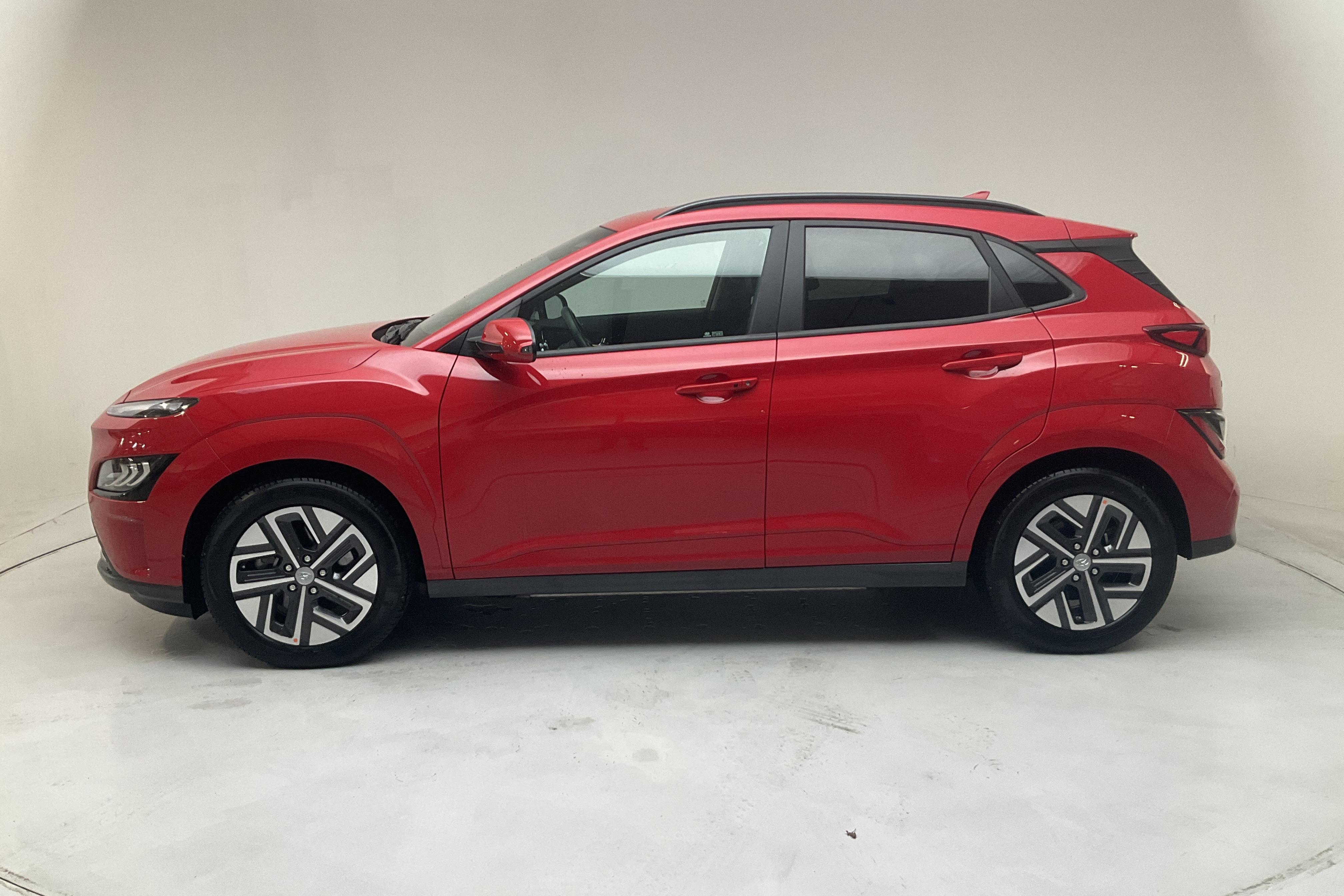 Hyundai Kona Electric 64kWh (204hk) - 22 130 km - Automatic - red - 2022