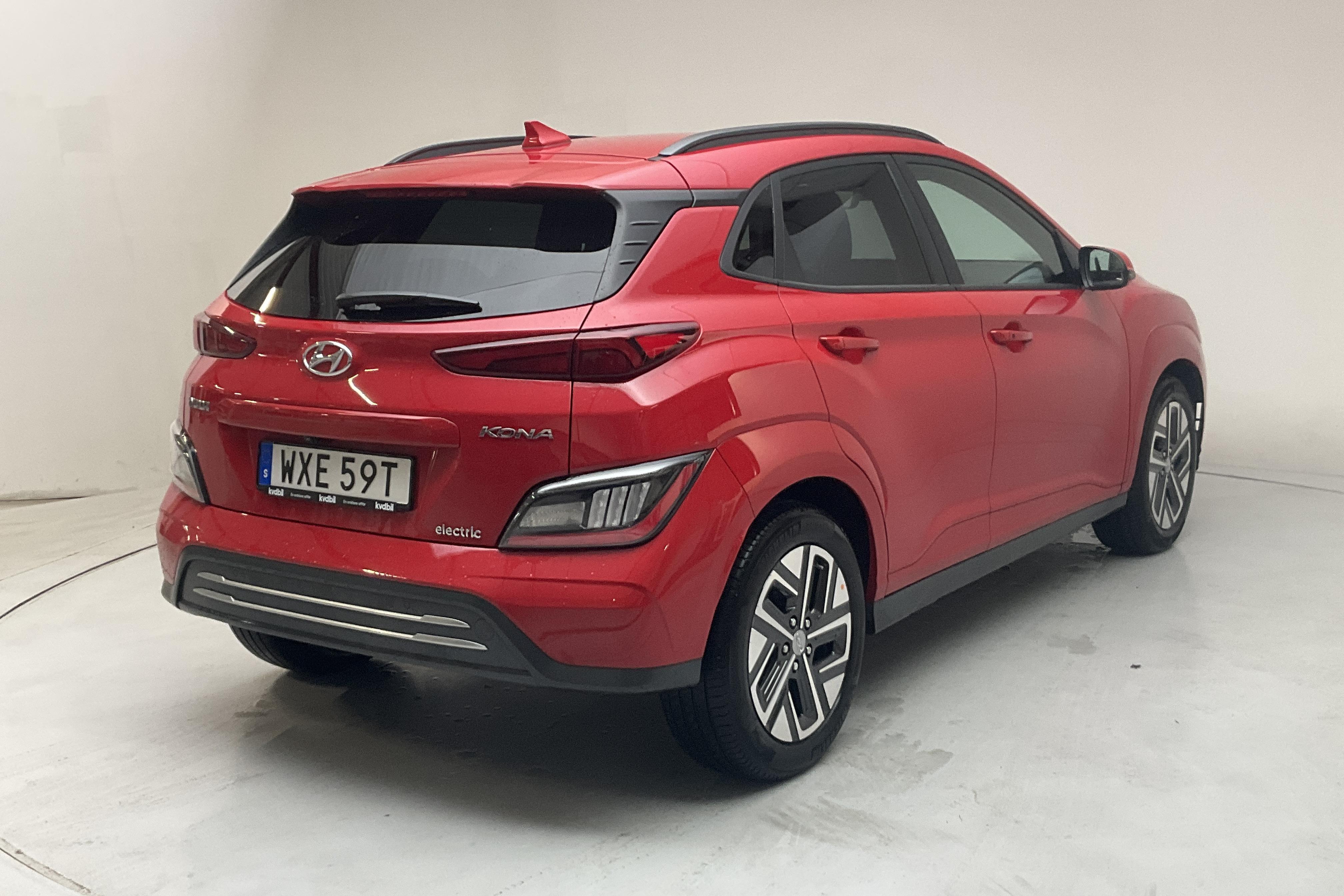 Hyundai Kona Electric 64kWh (204hk) - 22 130 km - Automatic - red - 2022