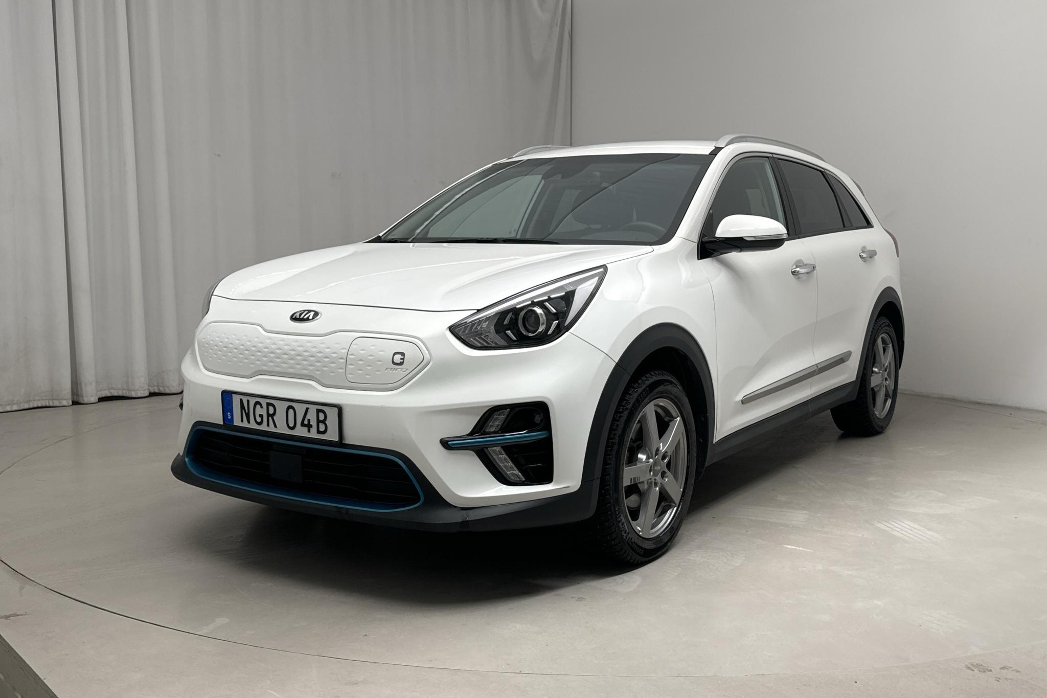 KIA e-Niro 64 kWh (204hk) - 30 570 km - Automatic - white - 2021