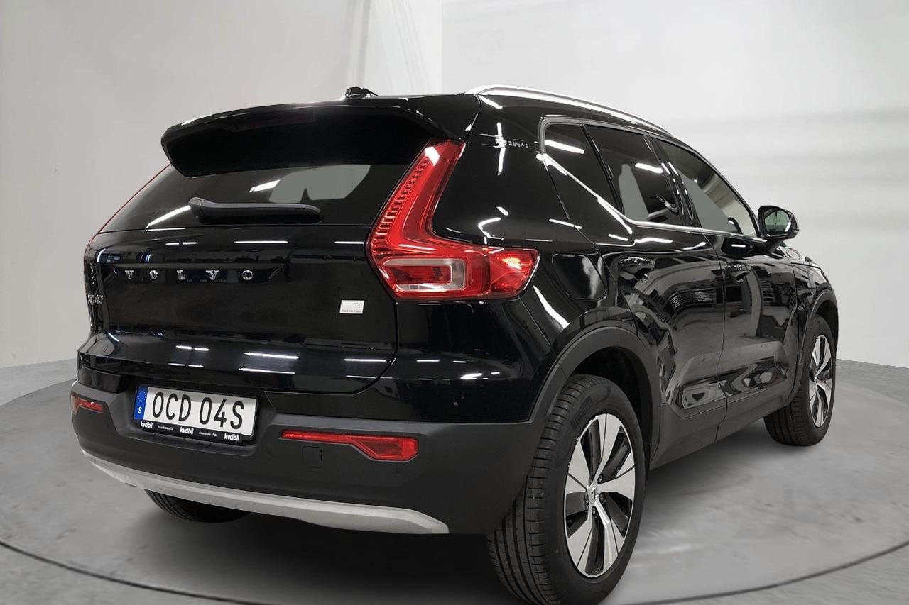 Volvo XC40 T4 2WD Twin Engine (211hk) - 9 136 mil - Automat - svart - 2021