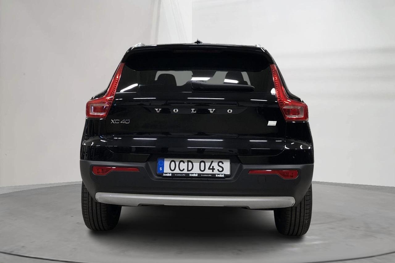 Volvo XC40 T4 2WD Twin Engine (211hk) - 9 136 mil - Automat - svart - 2021