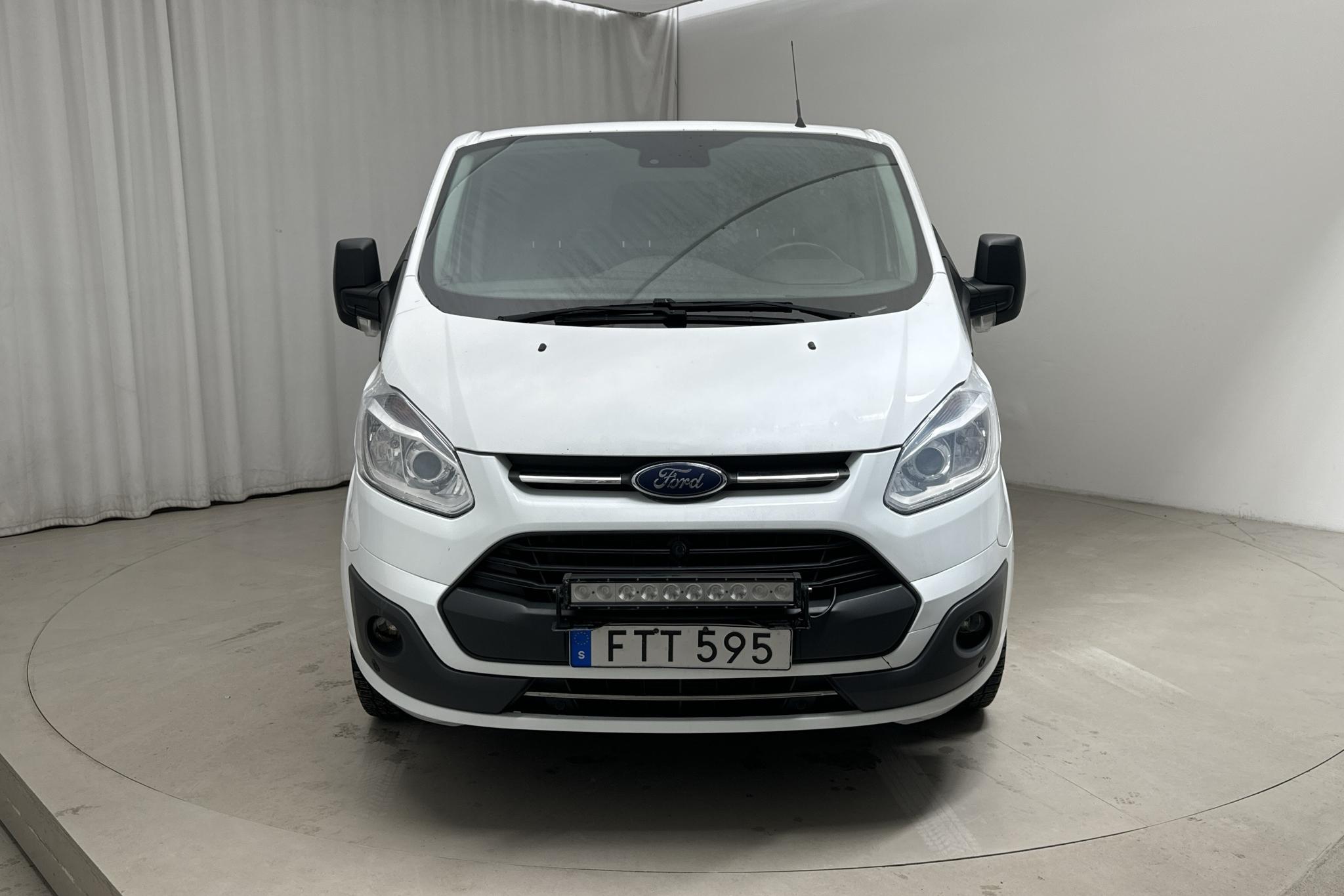 Ford Transit Custom 310 (130hk) - 130 160 km - Manuaalinen - valkoinen - 2017