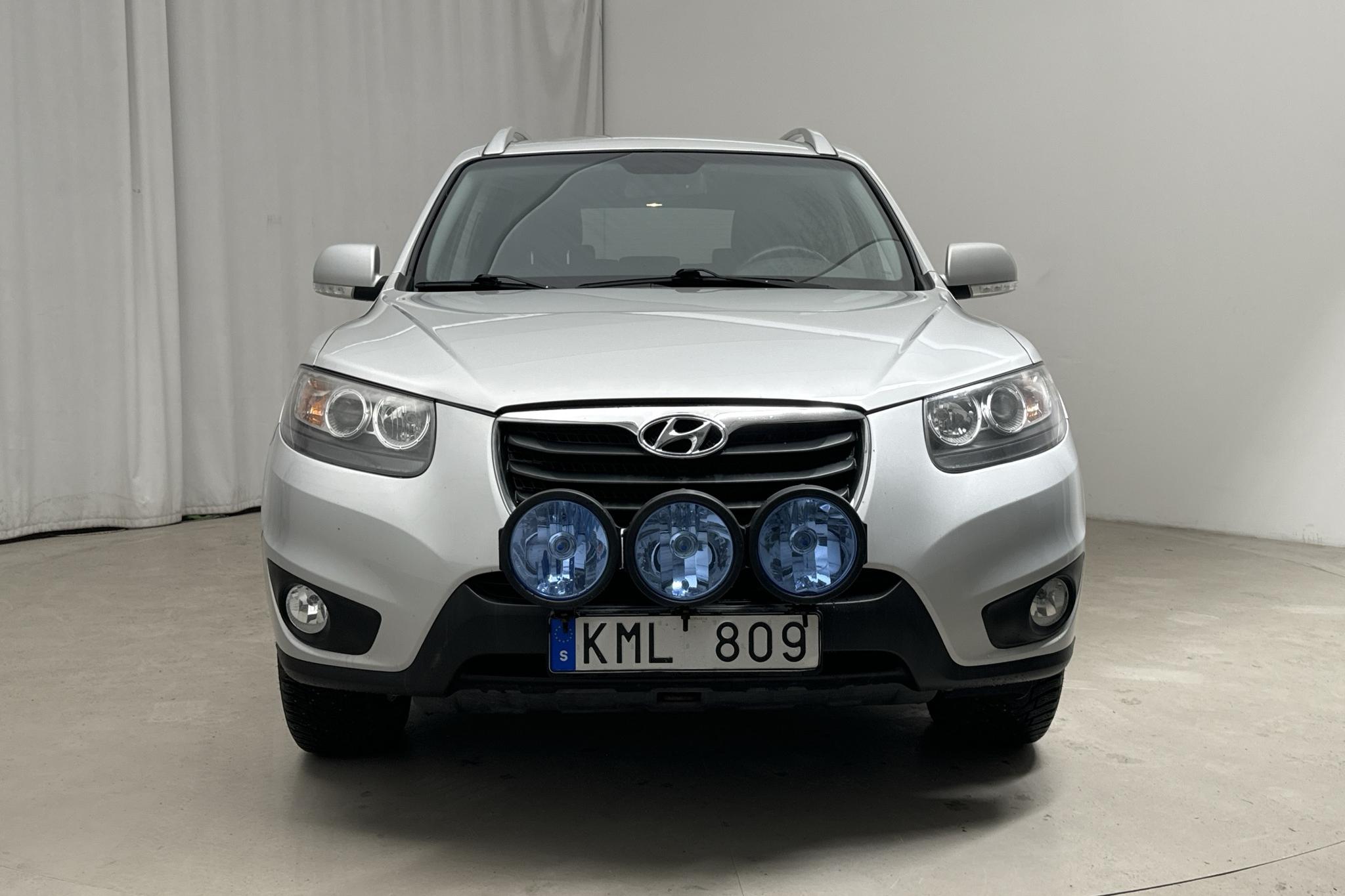 Hyundai Santa Fé 2.2 CRDi-R (197hk) - 239 810 km - Automatic - silver - 2010