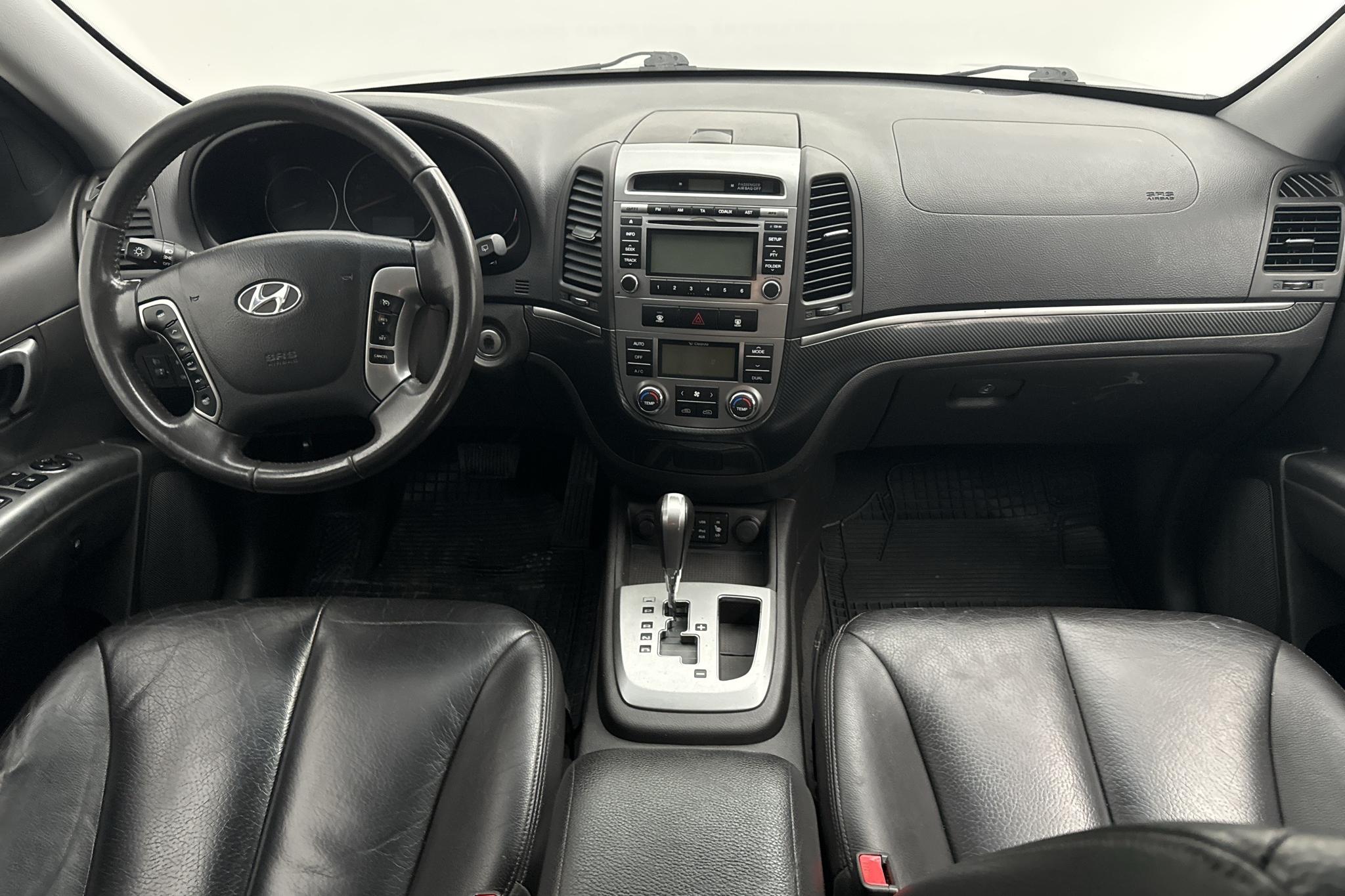 Hyundai Santa Fé 2.2 CRDi-R (197hk) - 239 810 km - Automatic - silver - 2010