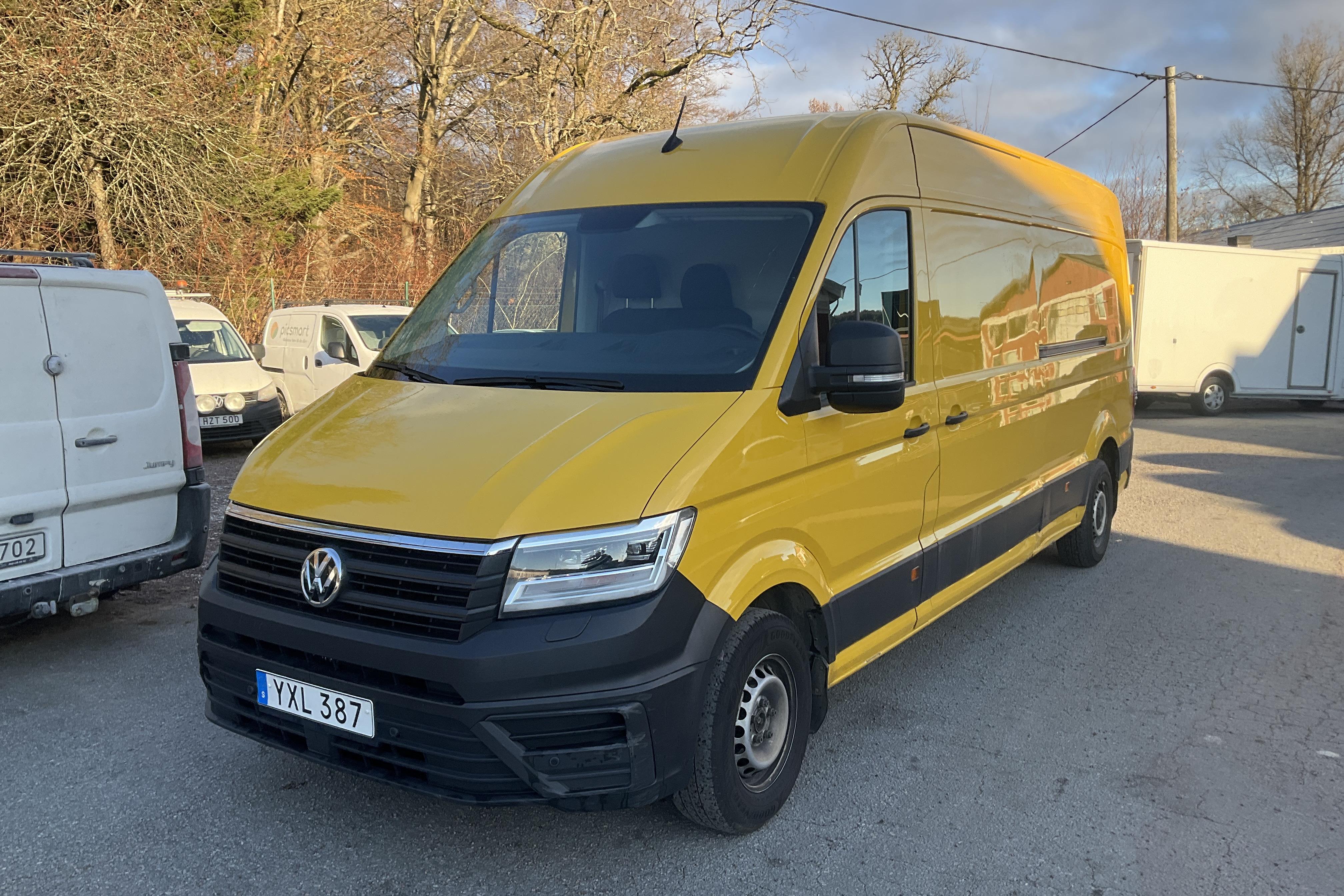 VOLKSWAGEN Crafter 35 - 18 814 mil - Automat - gul - 2018