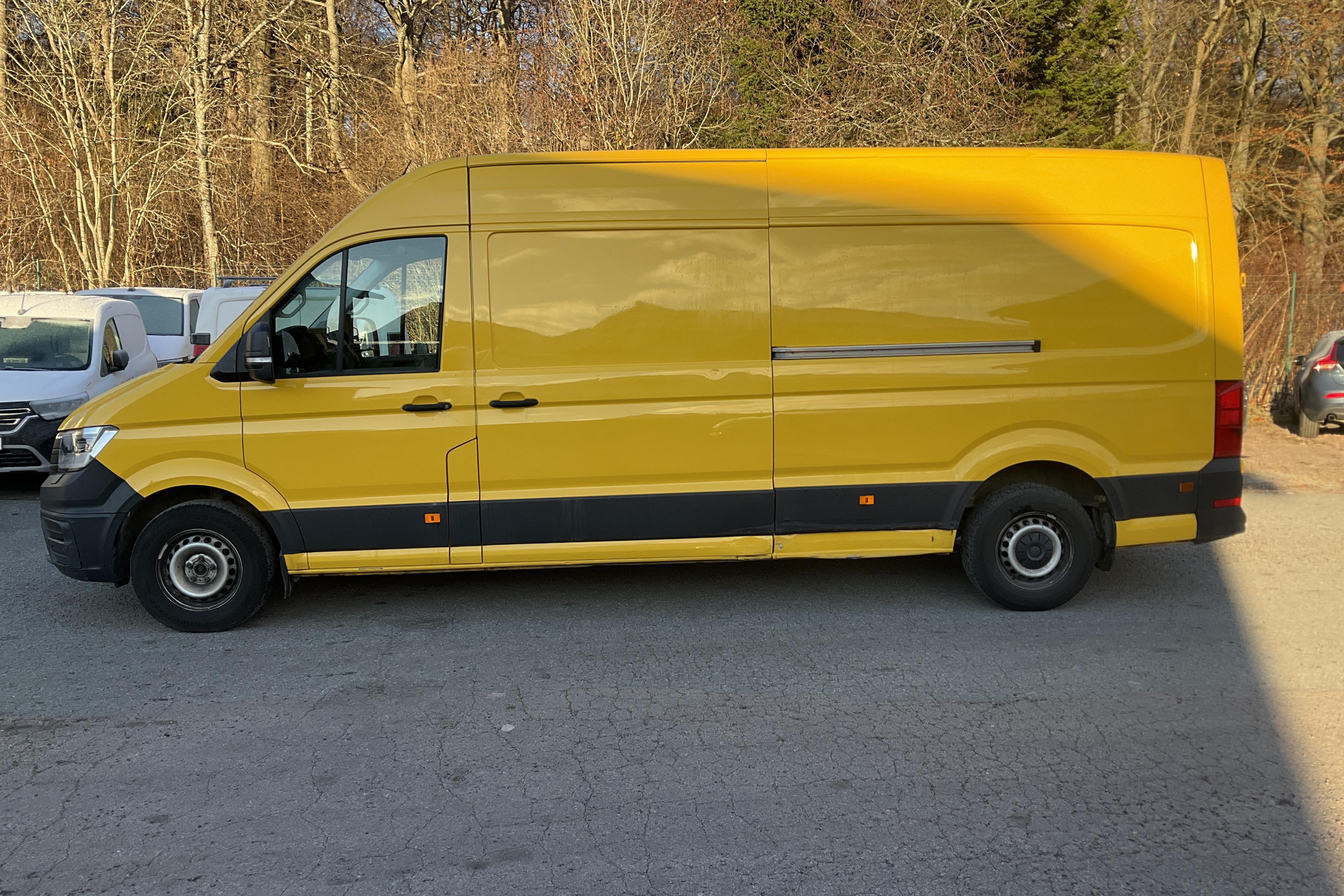 VOLKSWAGEN Crafter 35 - 18 814 mil - Automat - gul - 2018