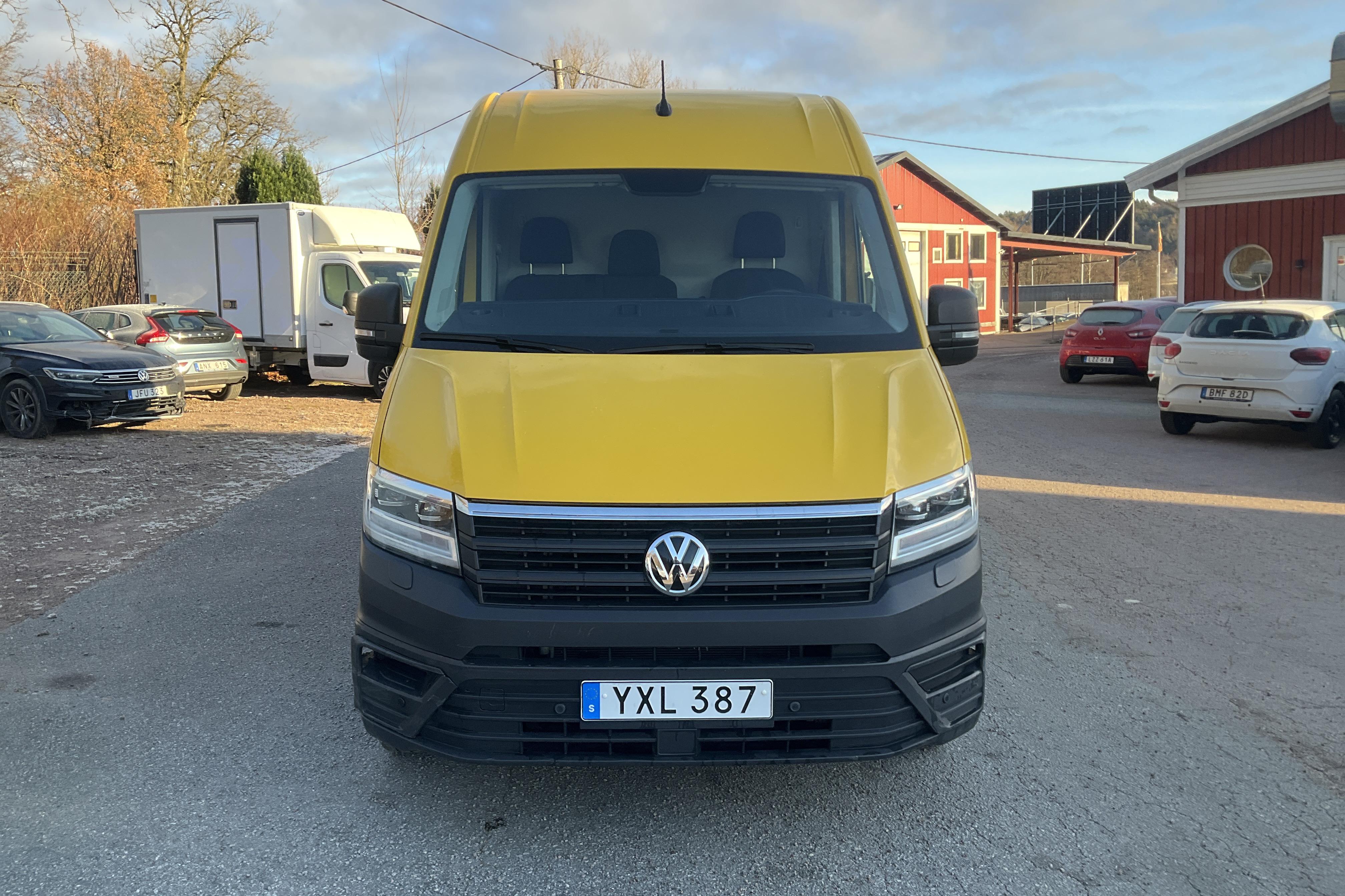 VOLKSWAGEN Crafter 35 - 18 814 mil - Automat - gul - 2018