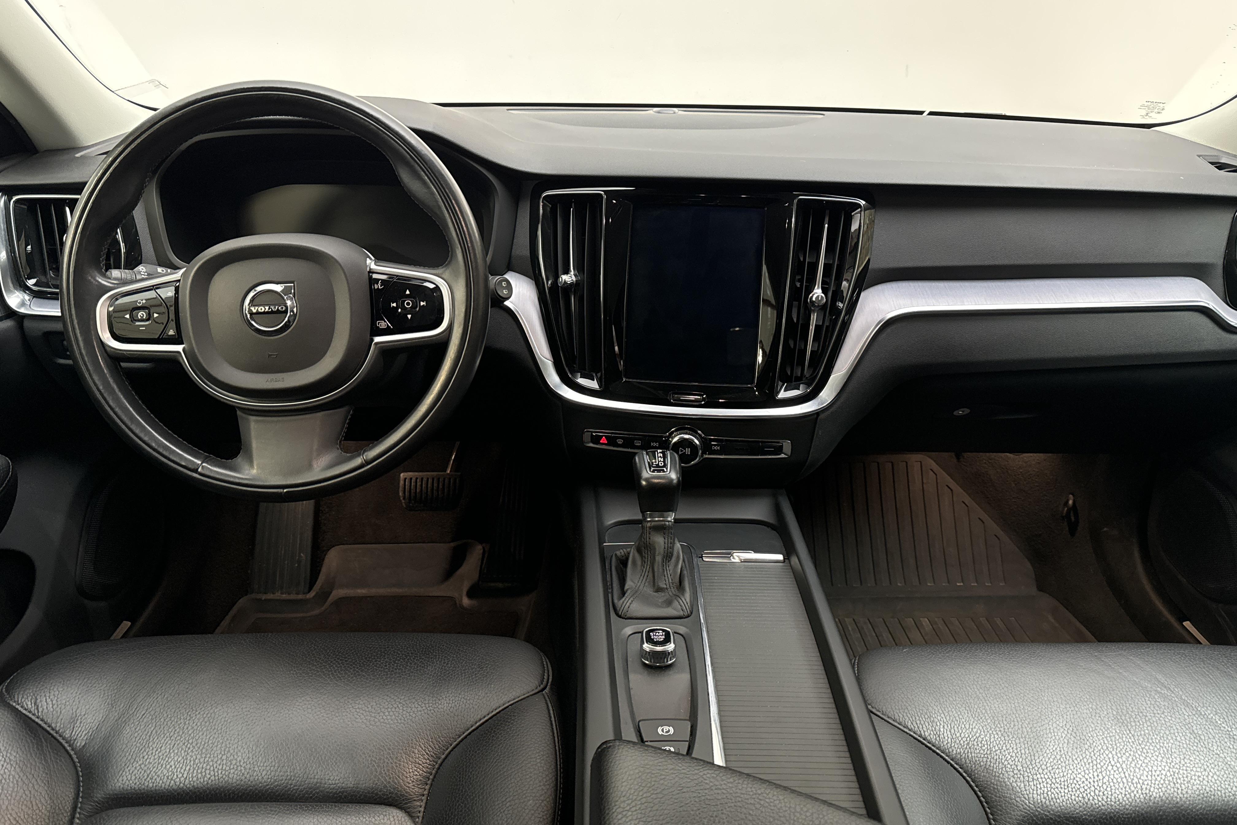 Volvo V60 D3 (150hk) - 142 930 km - Automaatne - hõbe - 2019