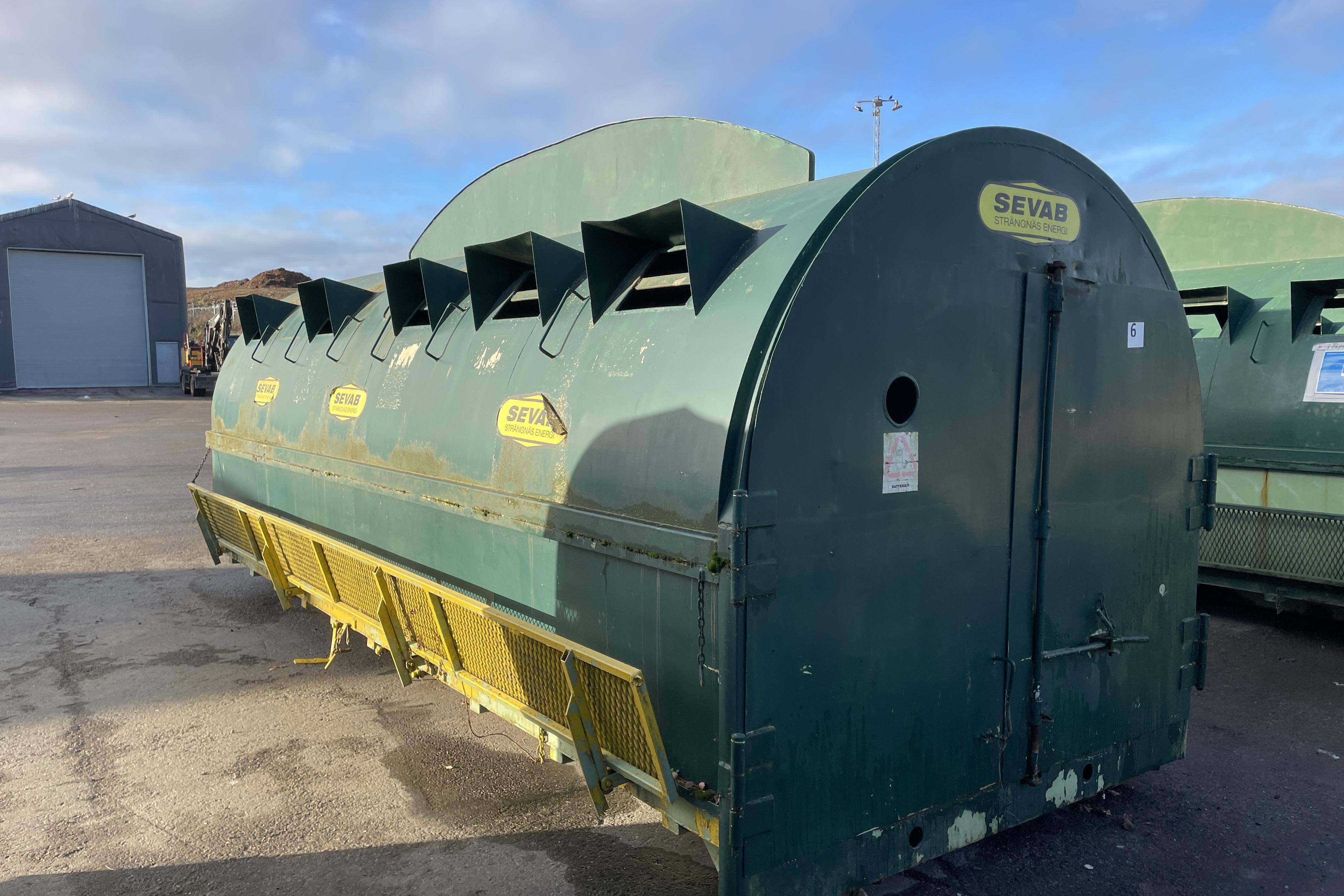 Container på lastväxlarflak nr 6. - 0 km