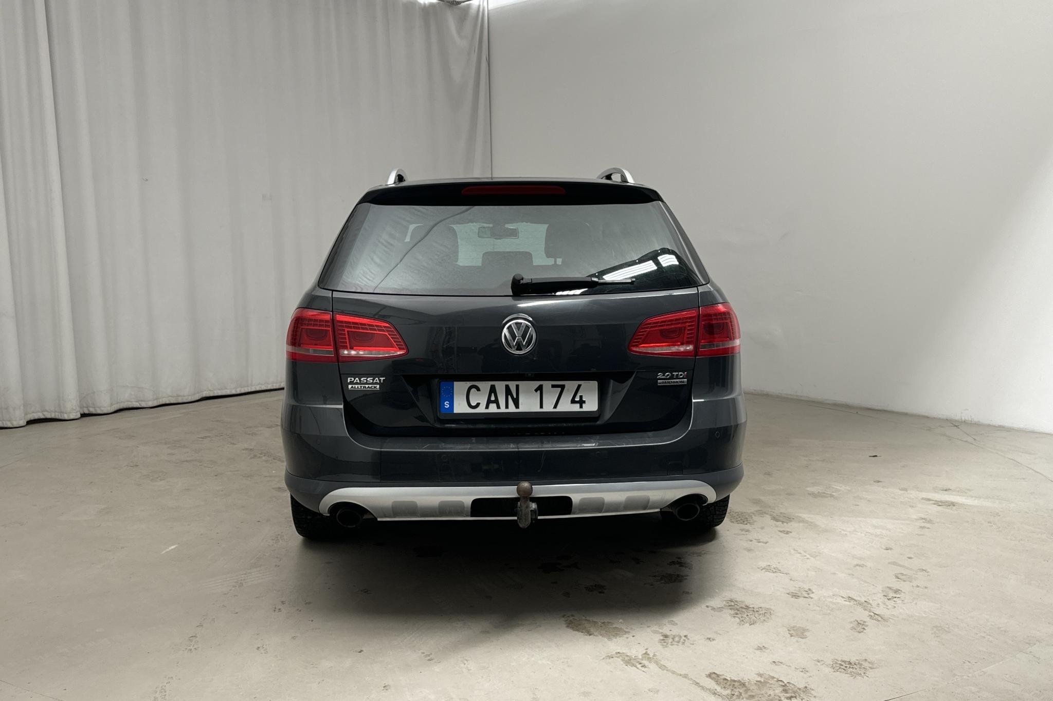 VW Passat Alltrack 2.0 TDI BlueMotion Technology 4Motion (177hk) - 19 753 mil - Automat - Dark Grey - 2015