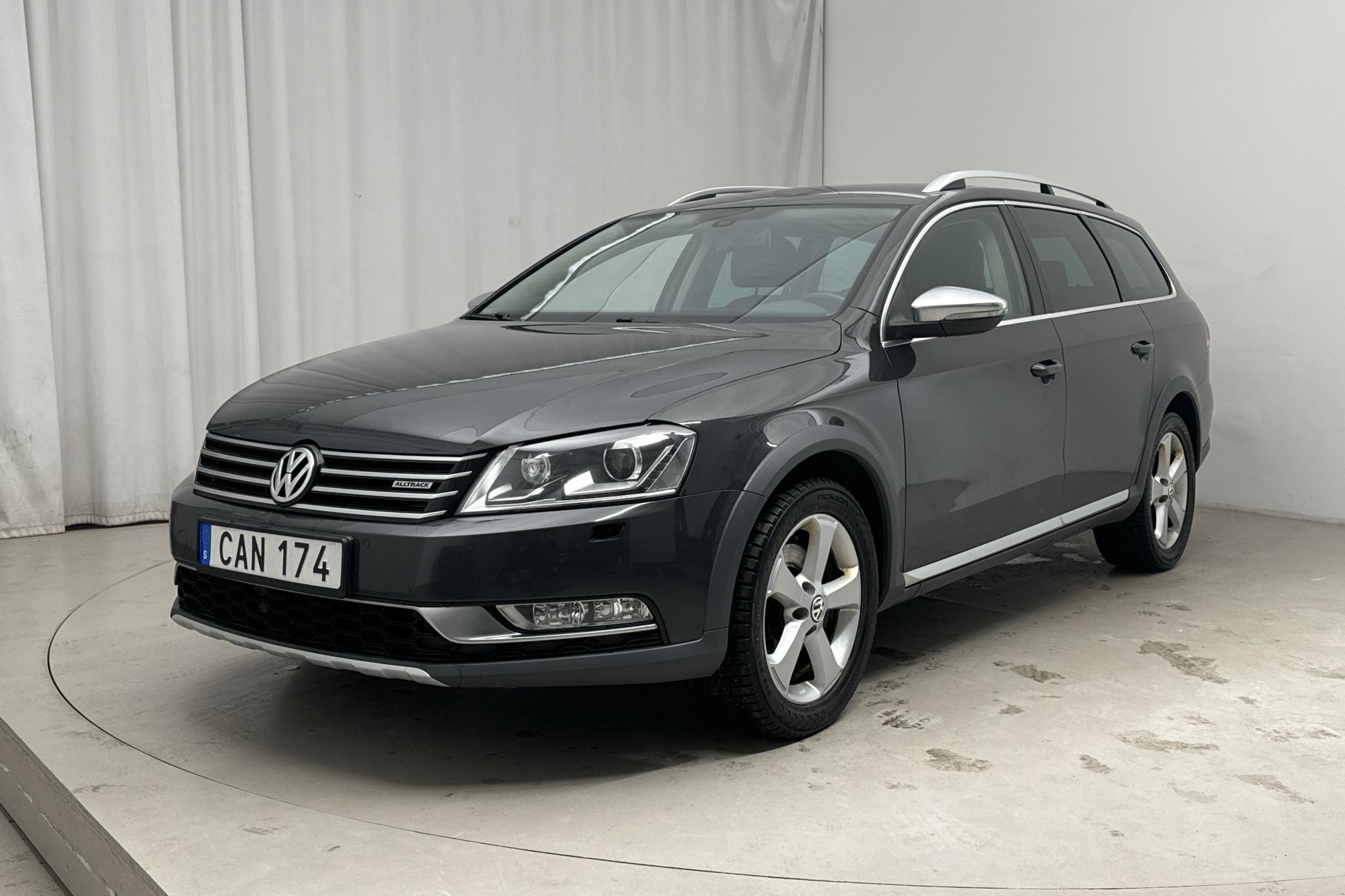 VW Passat Alltrack 2.0 TDI BlueMotion Technology 4Motion (177hk) - 19 753 mil - Automat - Dark Grey - 2015