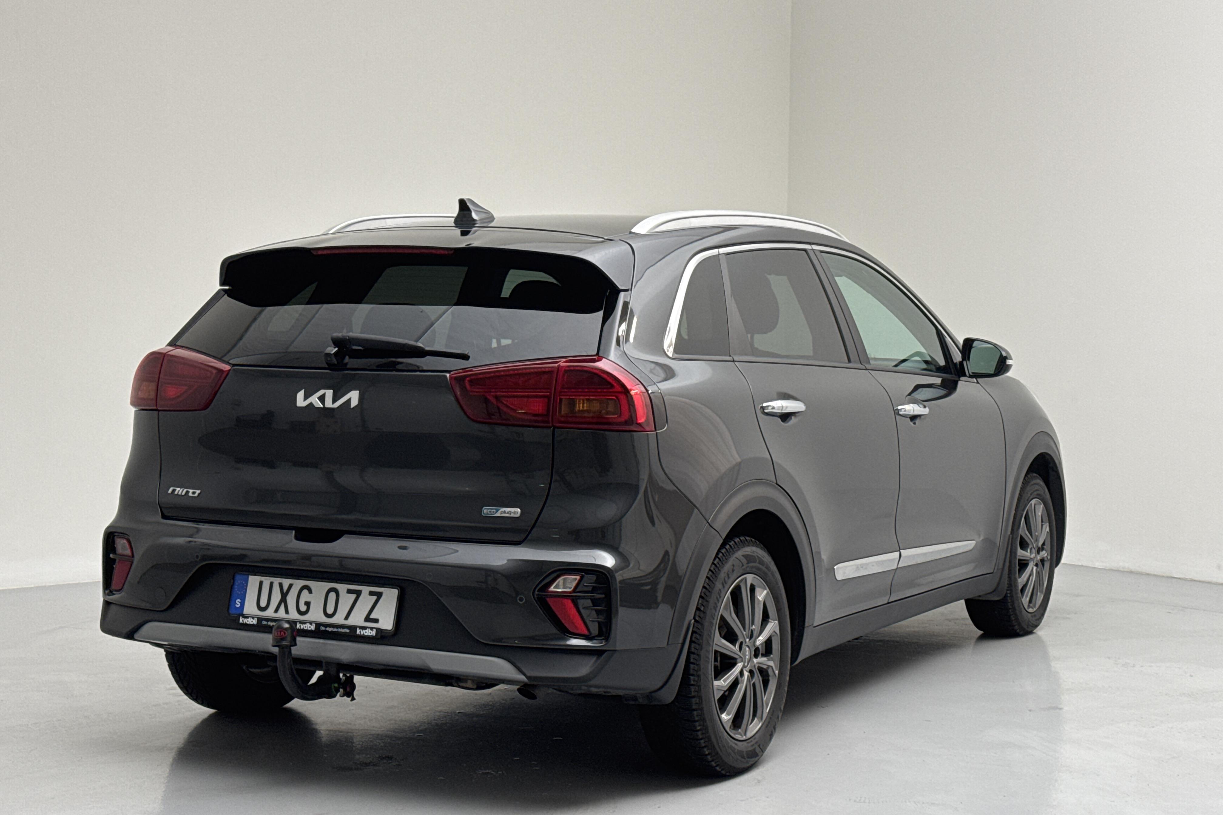 KIA Niro Plug-in Hybrid 1.6 (141hk) - 5 114 mil - Automat - grå - 2022