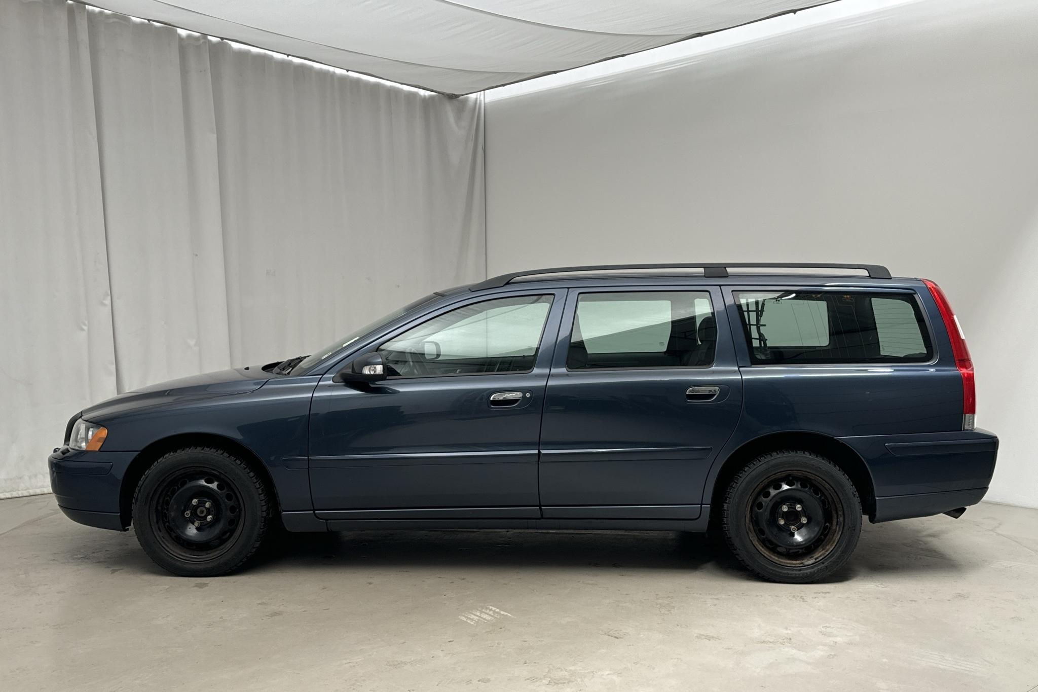 Volvo V70 2.4D (163hk) - 21 017 mil - Automat - blå - 2008