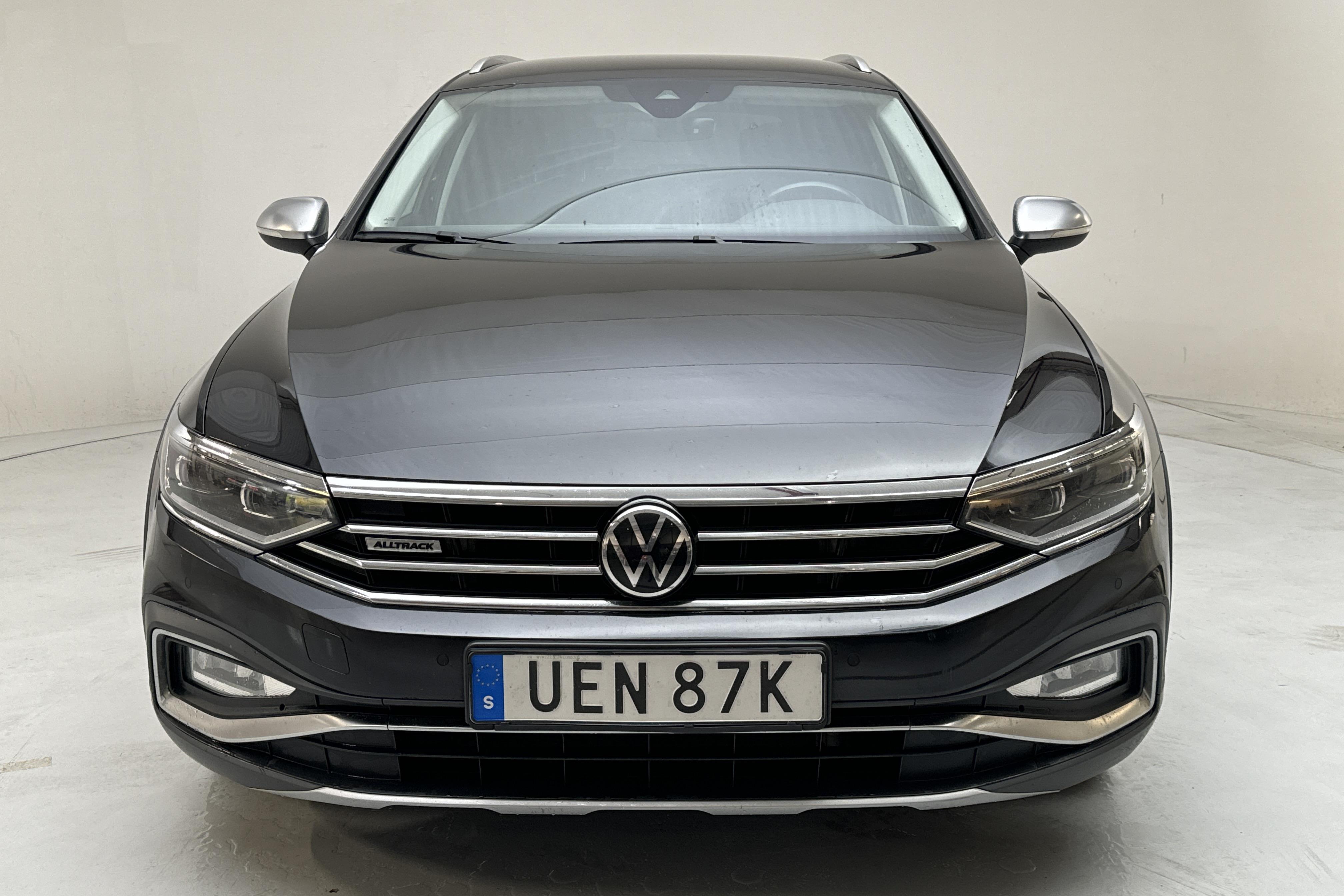 VW Passat Alltrack 2.0 TDI Sportscombi 4Motion (200hk) - 10 332 mil - Automat - svart - 2021