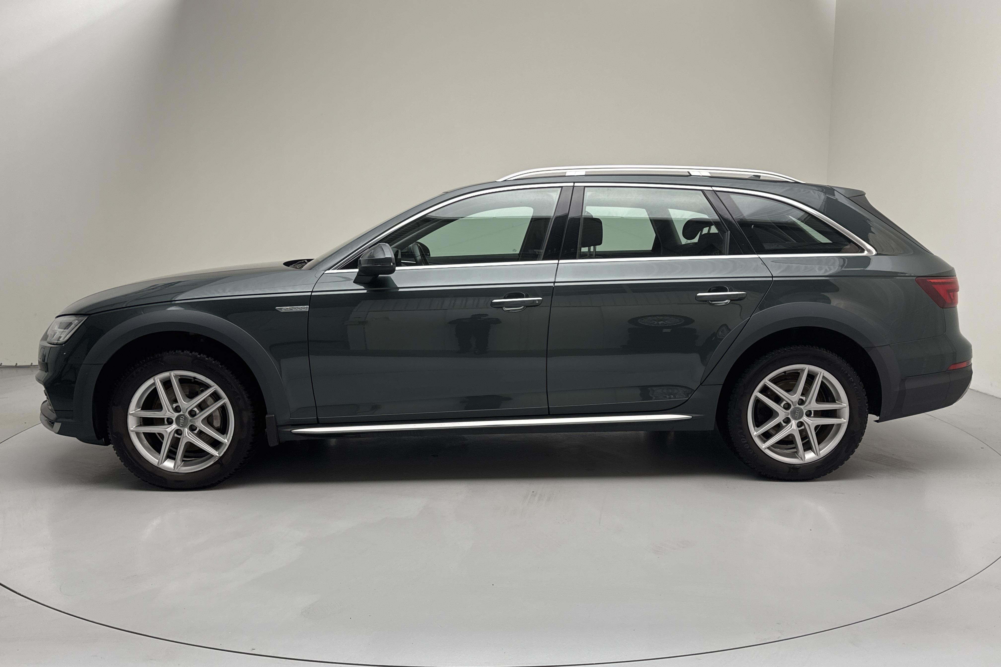 Audi A4 Allroad 2.0 TDI quattro (190hk) - 108 180 km - Automaatne - roheline - 2018