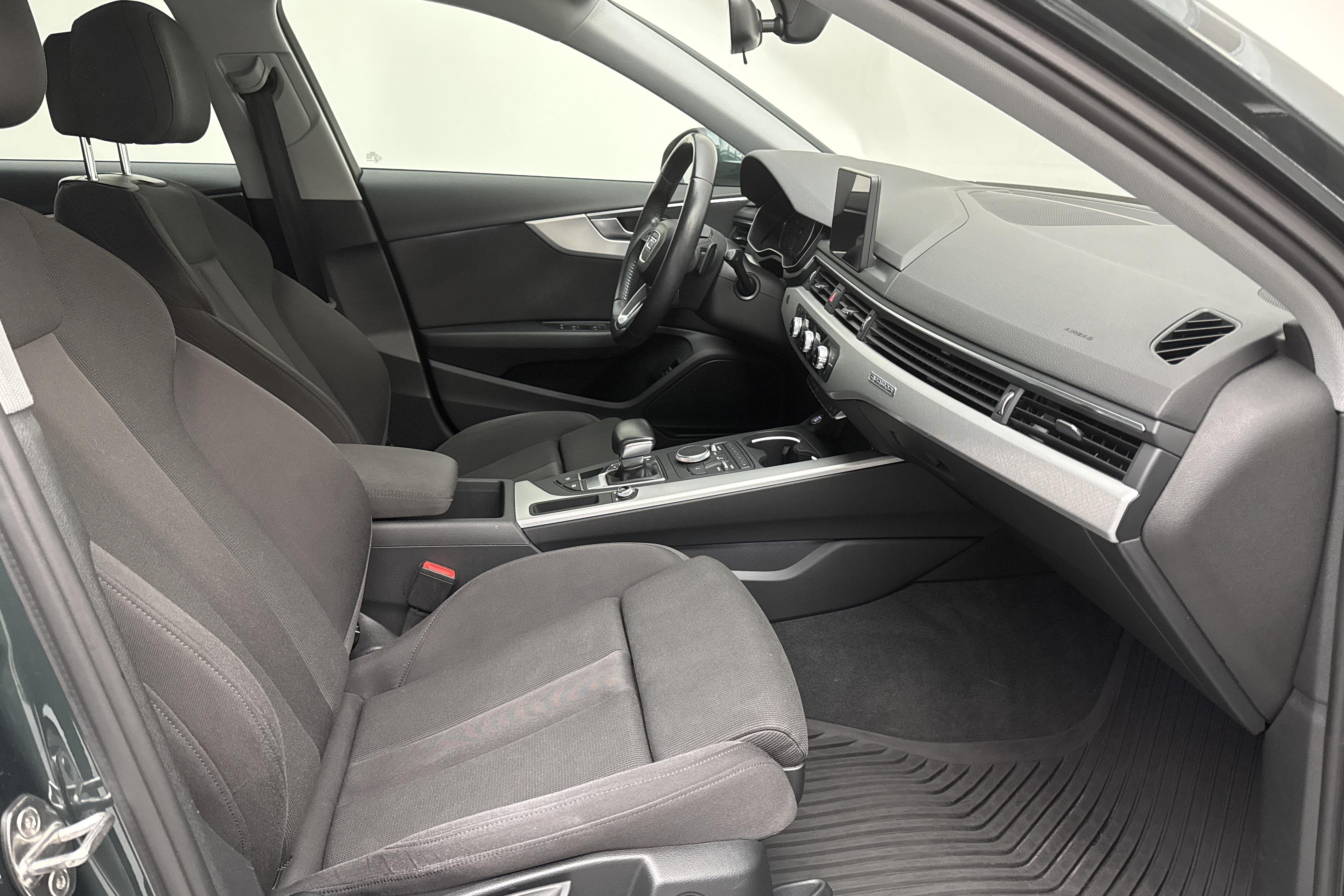 Audi A4 Allroad 2.0 TDI quattro (190hk) - 108 180 km - Automaatne - roheline - 2018