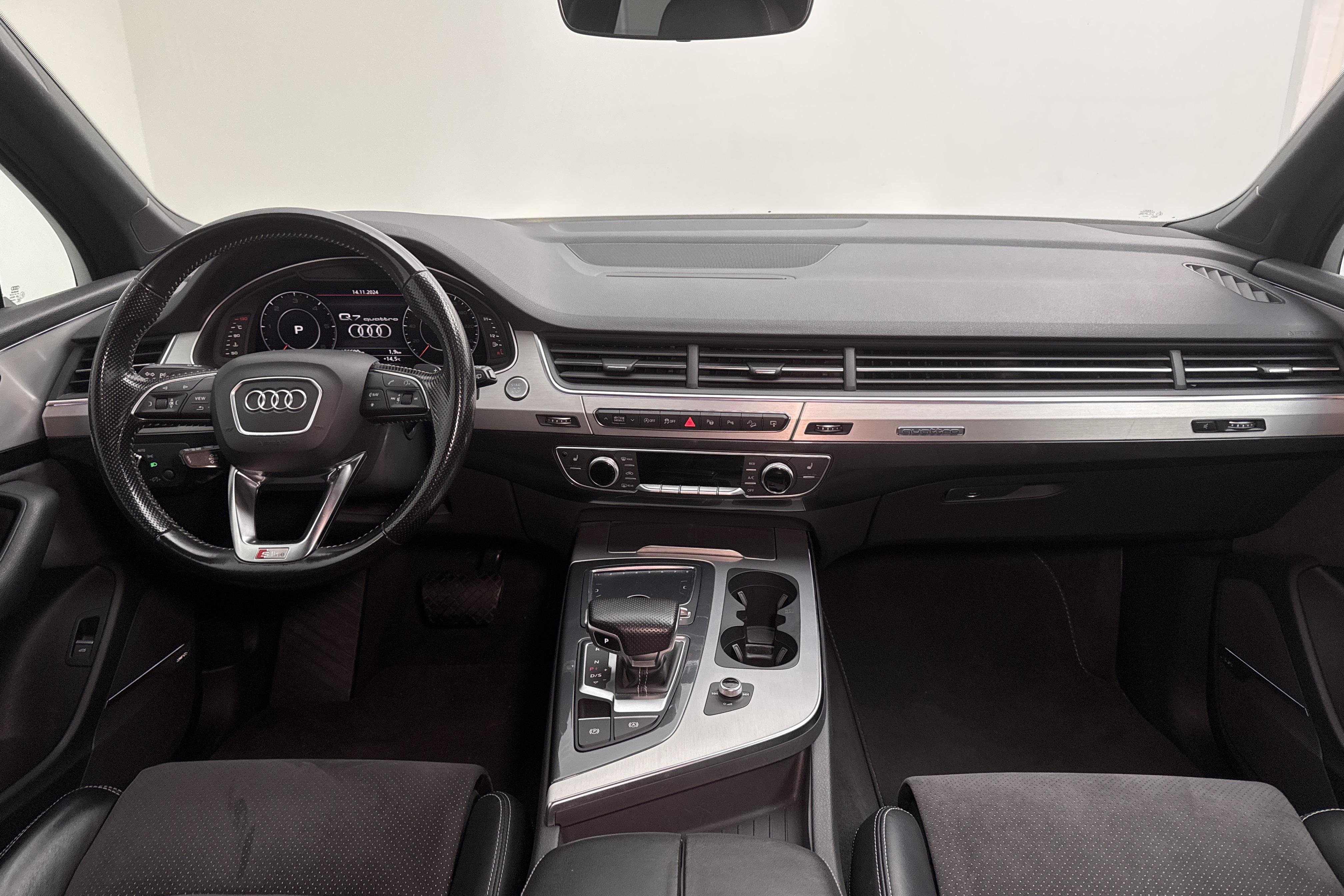 Audi Q7 3.0 TDI quattro (272hk) - 15 669 mil - Automat - grå - 2016