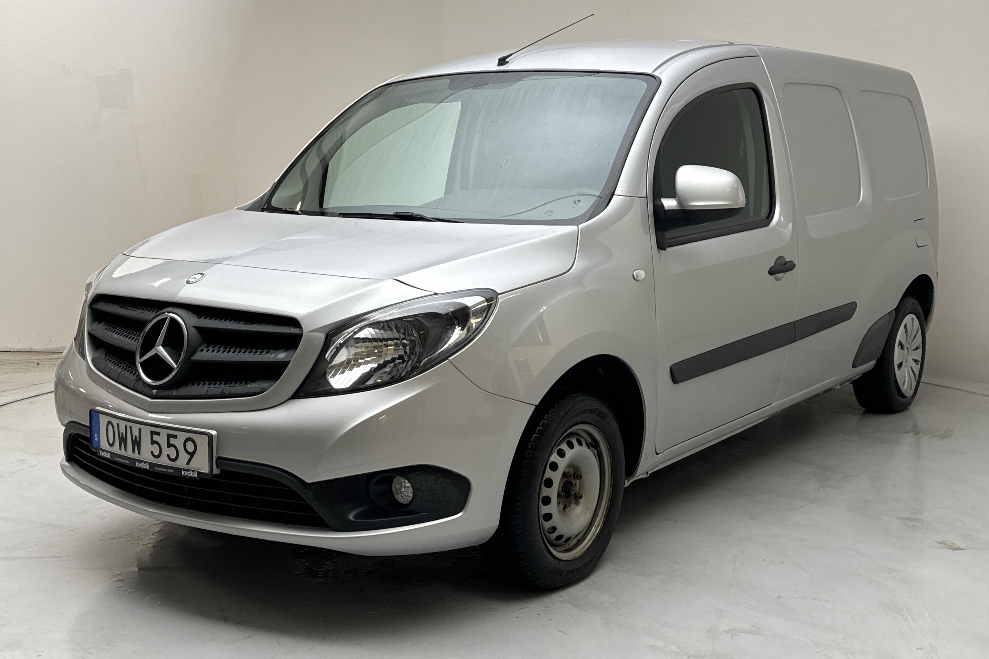 Mercedes Citan 109 1.5 CDI (90hk) - 5 024 mil - Manuell - silver - 2019