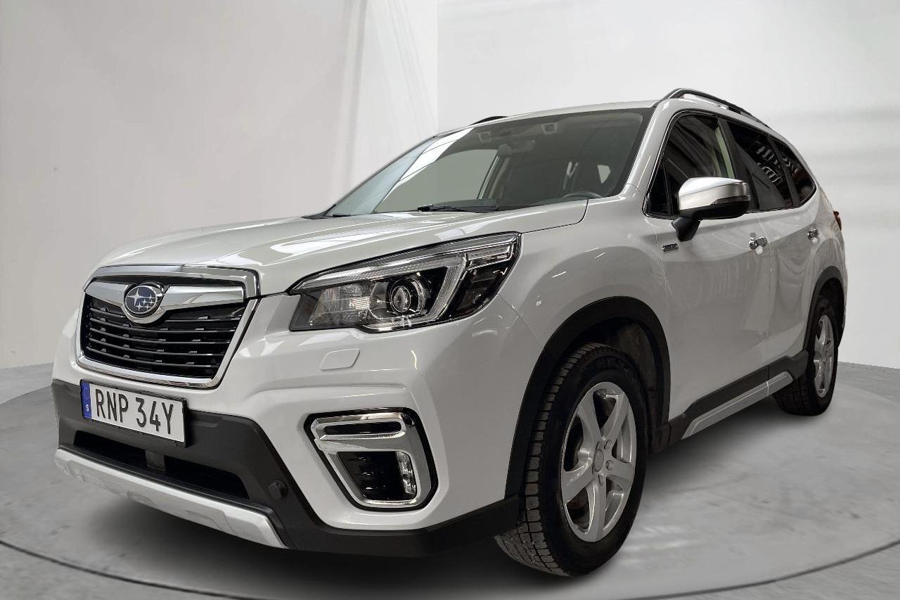 Subaru Forester e-Boxer 2.0i AWD (150hk) - 6 874 mil - Automat - vit - 2020