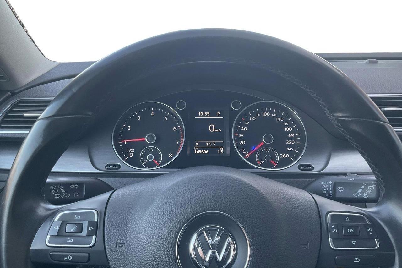 VW Passat 1.4 TSI EcoFuel Variant (150hk) - 14 561 mil - Automat - röd - 2014