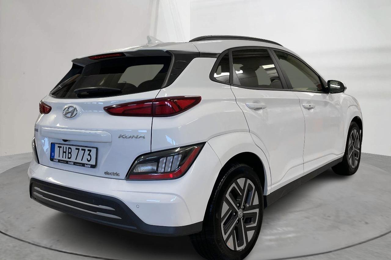 Hyundai Kona Electric Standard Range 39kWh (136hk) - 35 290 km - Automatyczna - biały - 2022