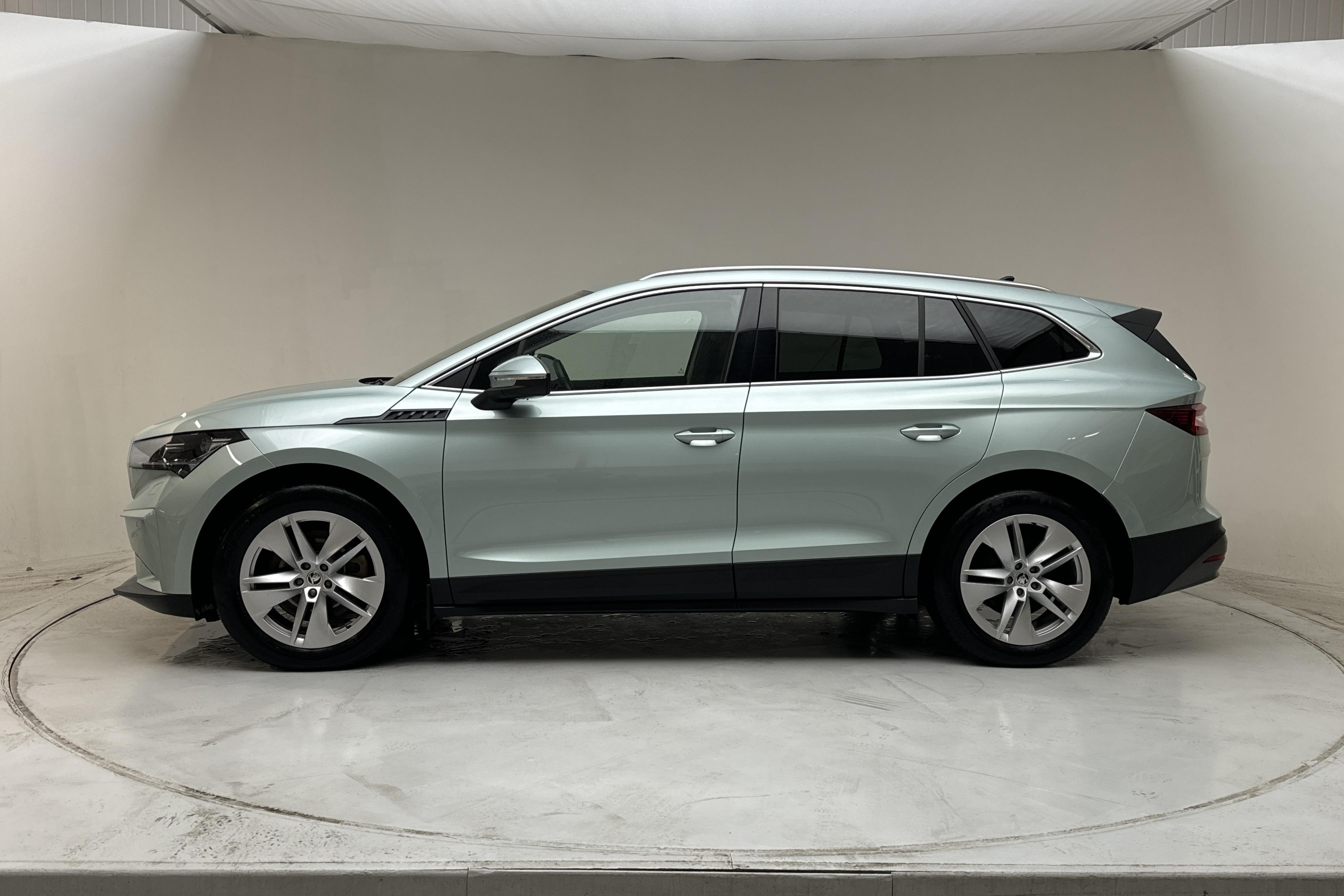 Skoda Enyaq 80x iV (265hk) - 5 517 mil - Automat - silver - 2023