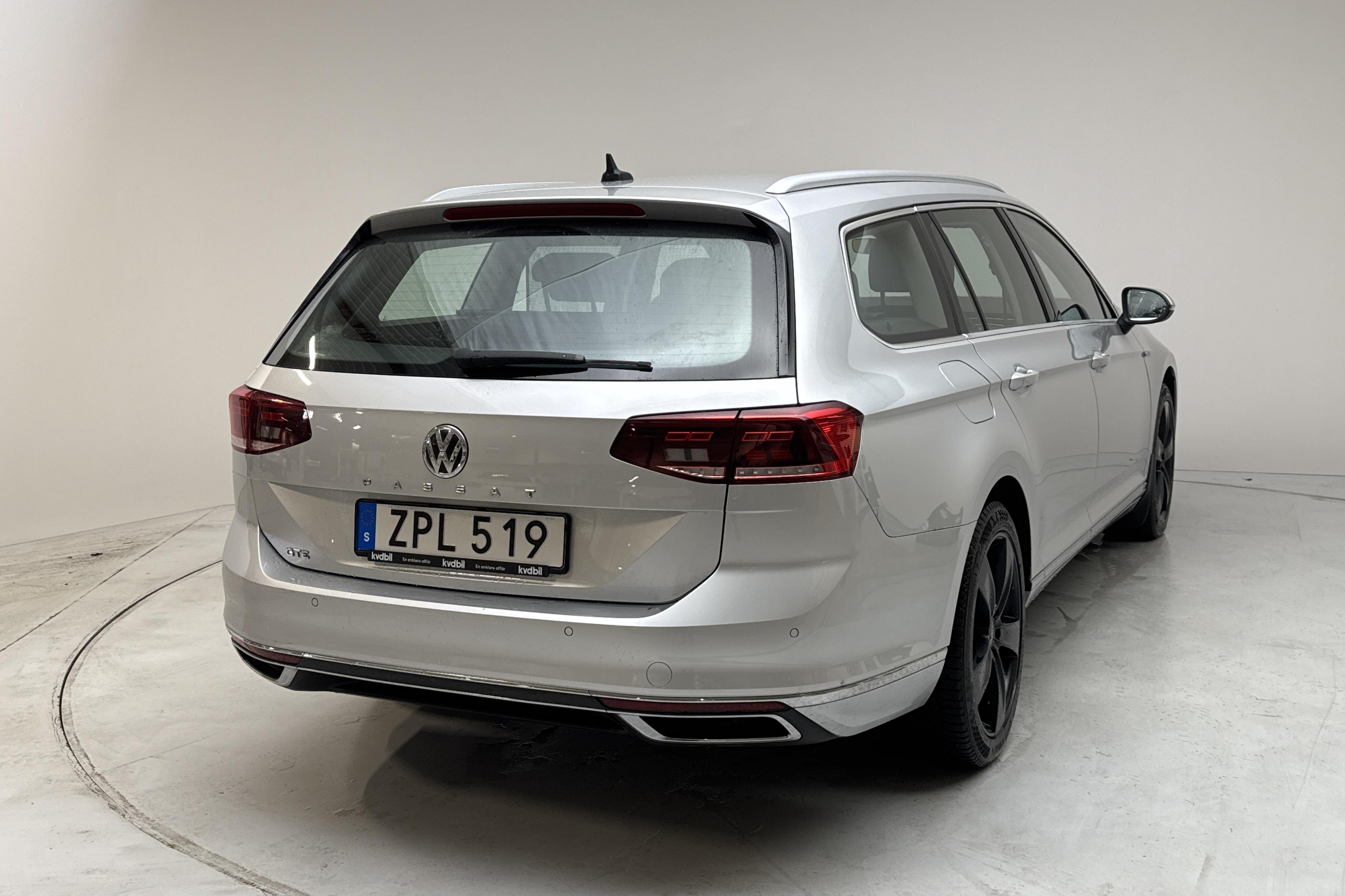 VW Passat 1.4 GTE Sportscombi (218hk) - 96 290 km - Automaattinen - hopea - 2020