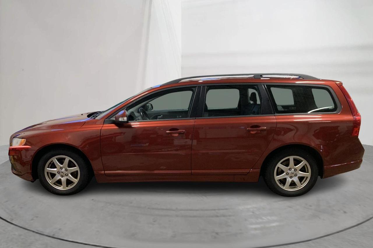 Volvo V70 II 1.6D DRIVe (109hk) - 246 280 km - Manual - red - 2011